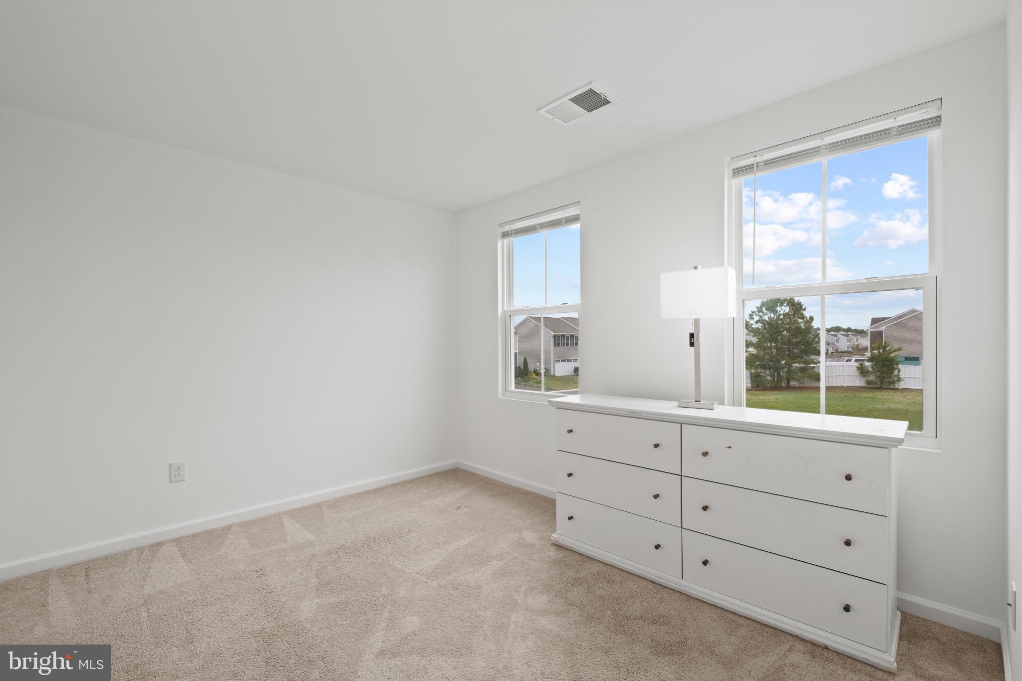 YORKSHIRE ESTATES - Residential