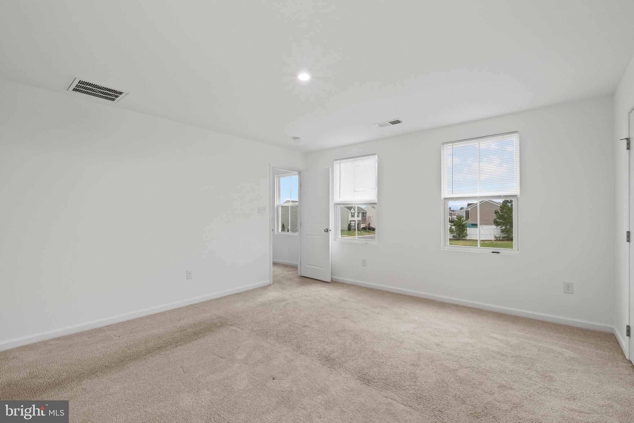 YORKSHIRE ESTATES - Residential