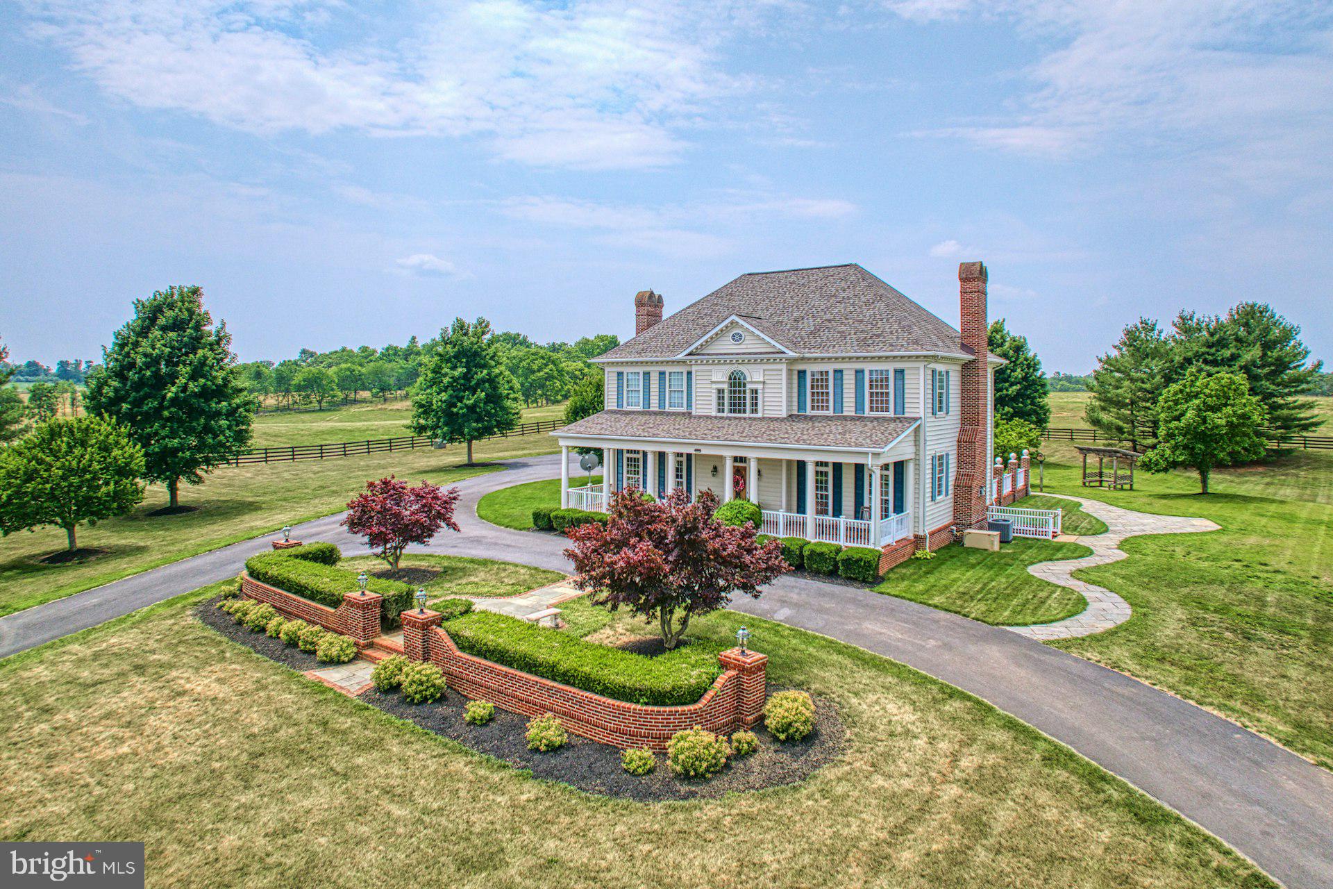 899 EARLE ROAD