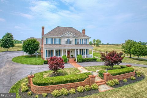 899 EARLE ROAD CHARLES TOWN WV 25414