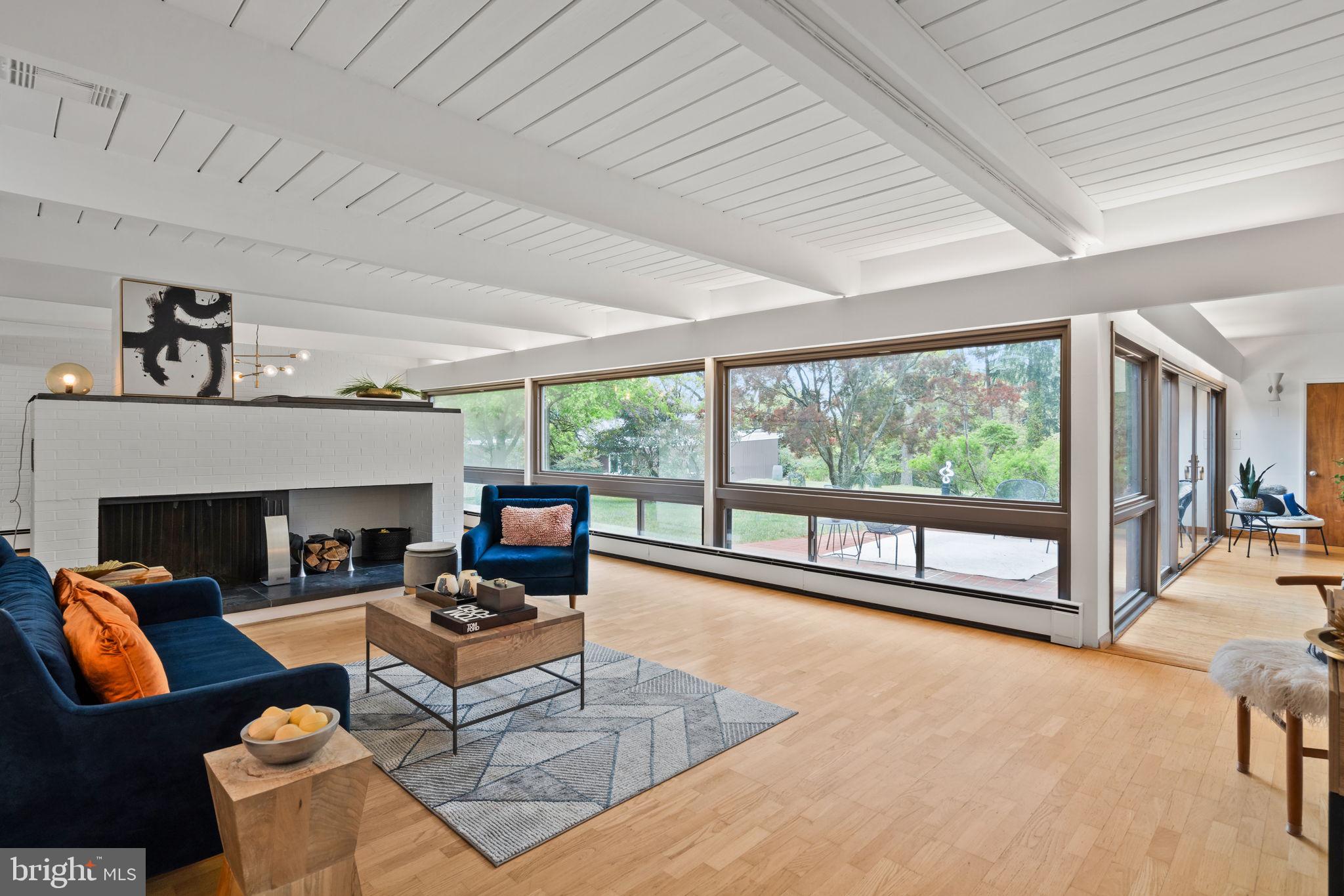 418 RANDALL ROAD