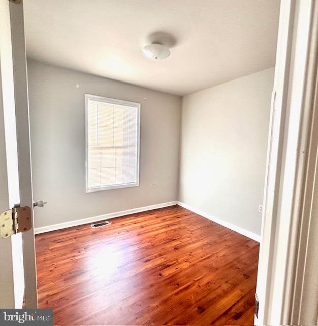 MARSHALL SQUARE - Residential Lease