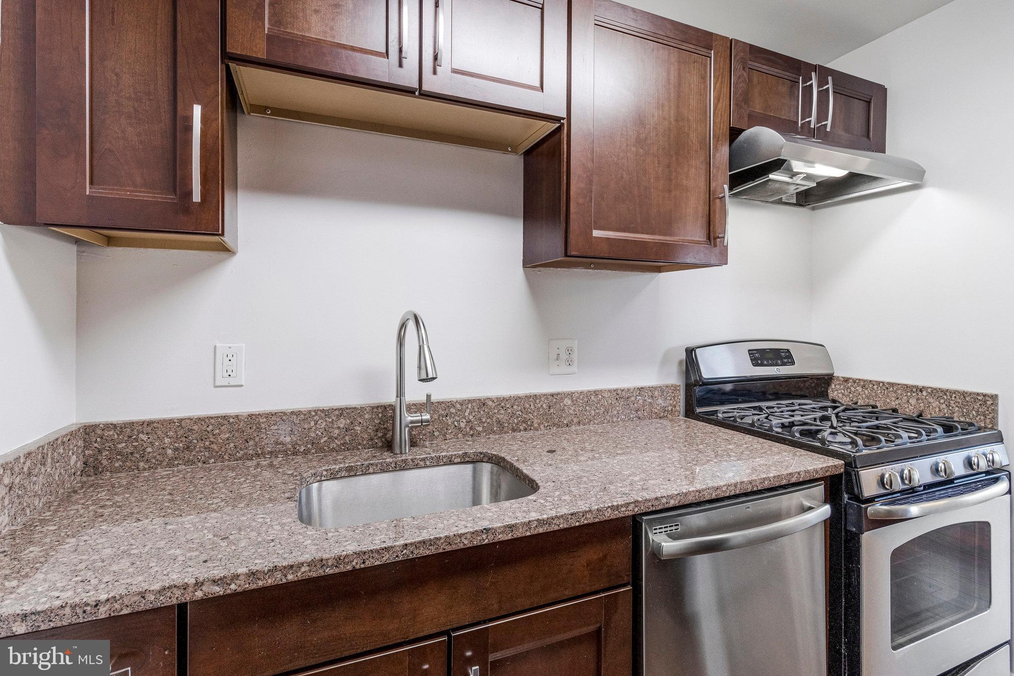 WENTWORTH PLACE - Residential Lease