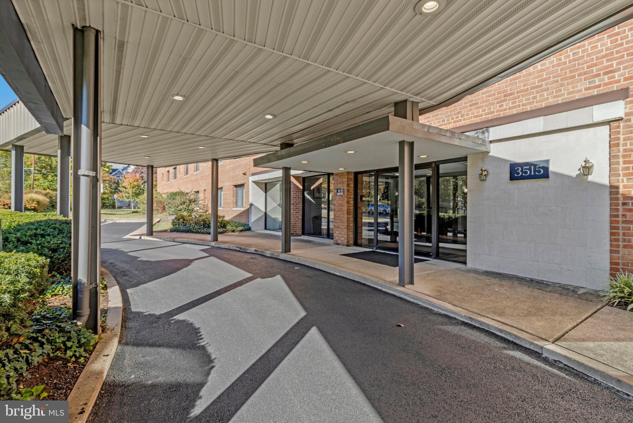 WENTWORTH PLACE - Residential Lease