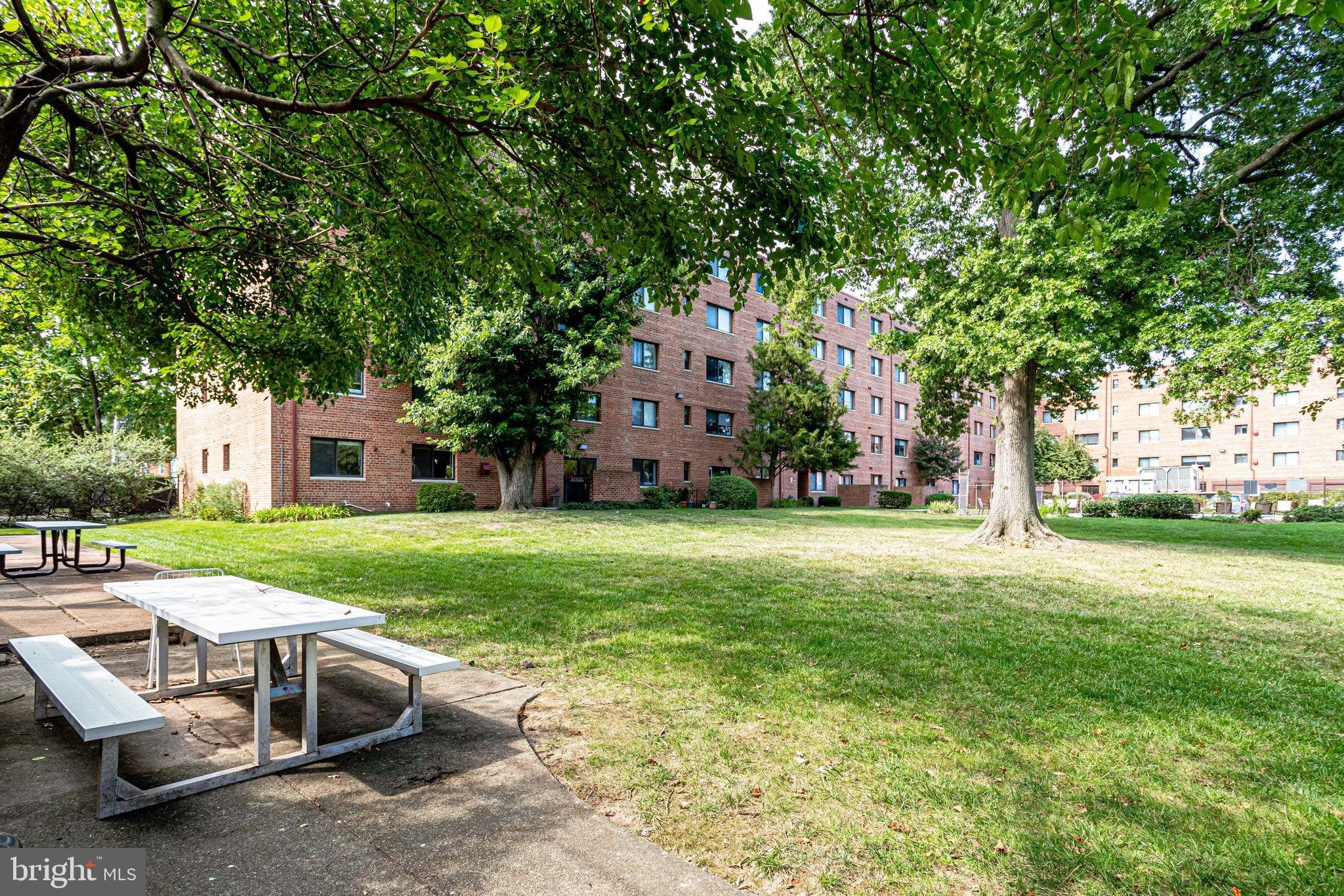 WENTWORTH PLACE - Residential Lease