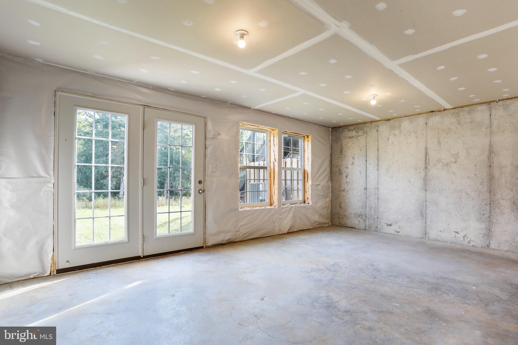 MCCAULEY CROSSING - Residential