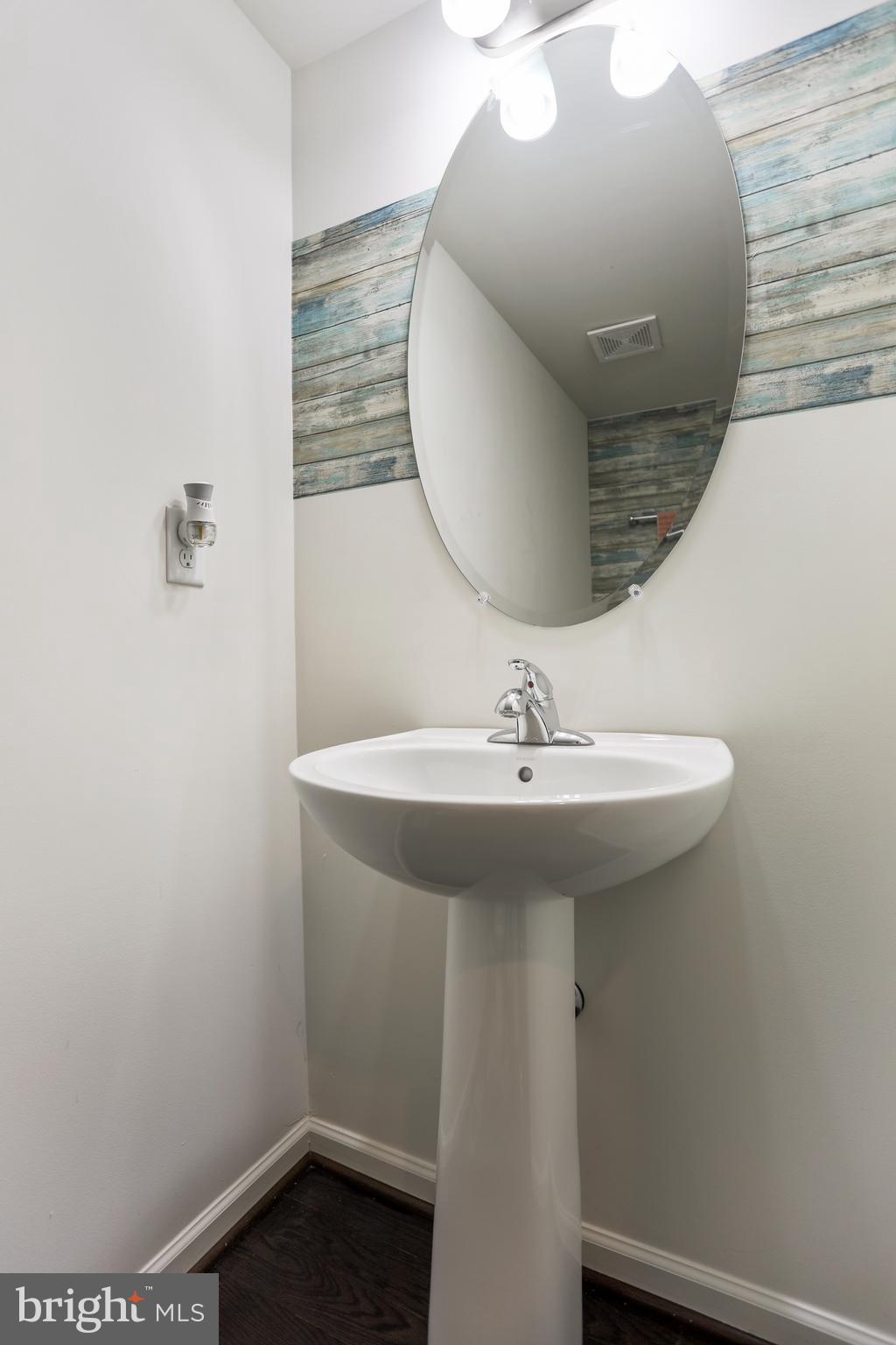 MCCAULEY CROSSING - Residential