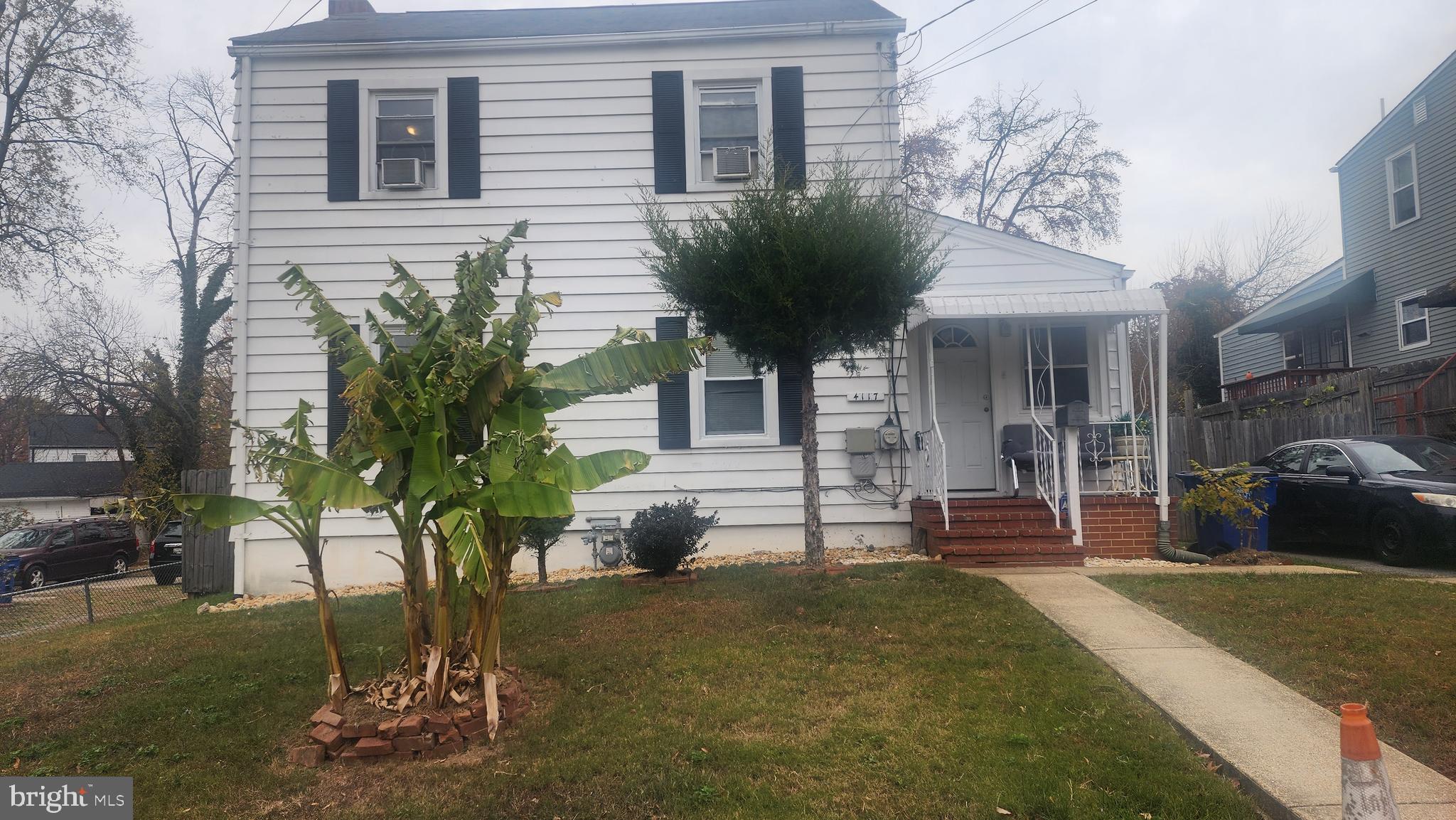 LANDOVER HILLS - Residential