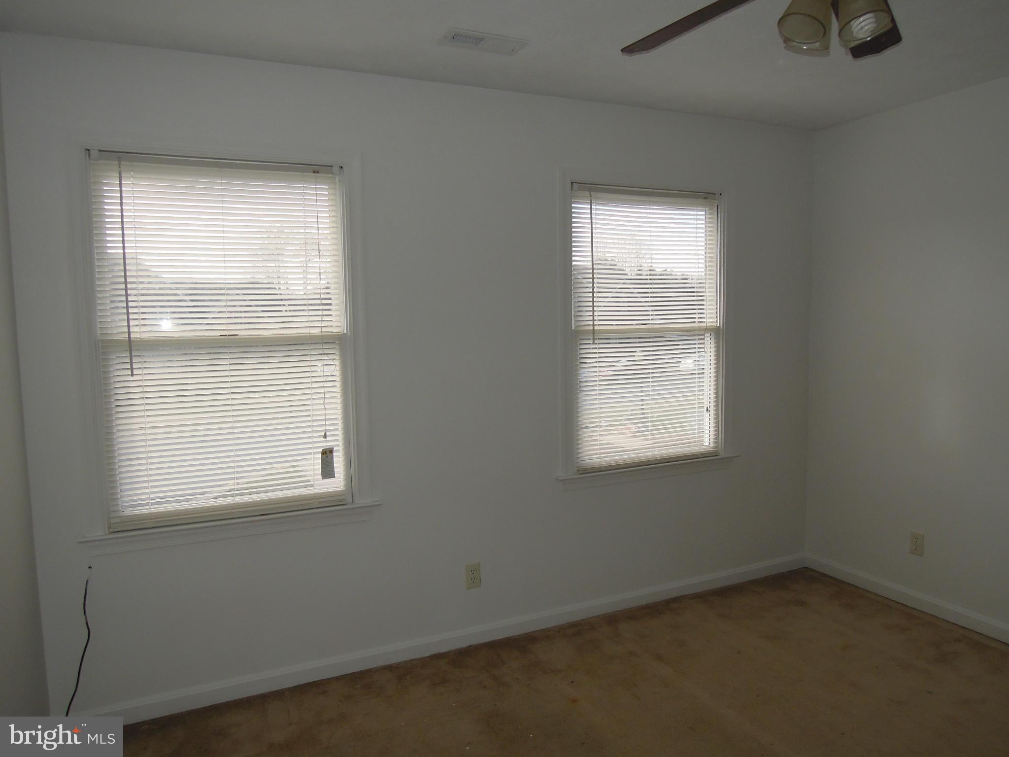 ROYAL OAKS - Residential