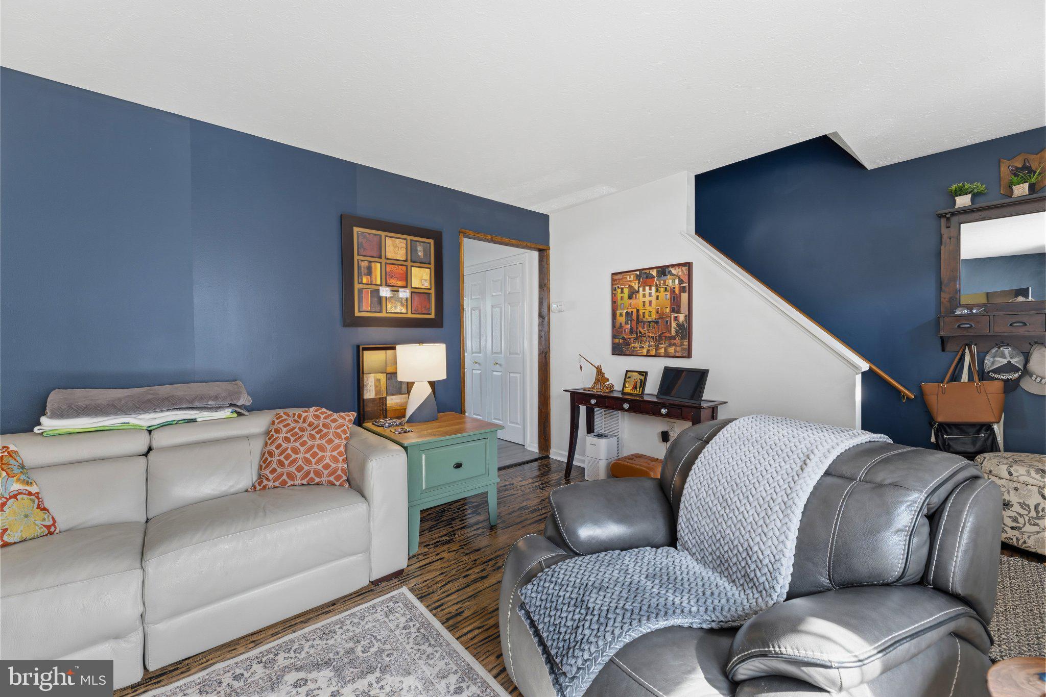 HUNTINGTON MEADOWS - Residential