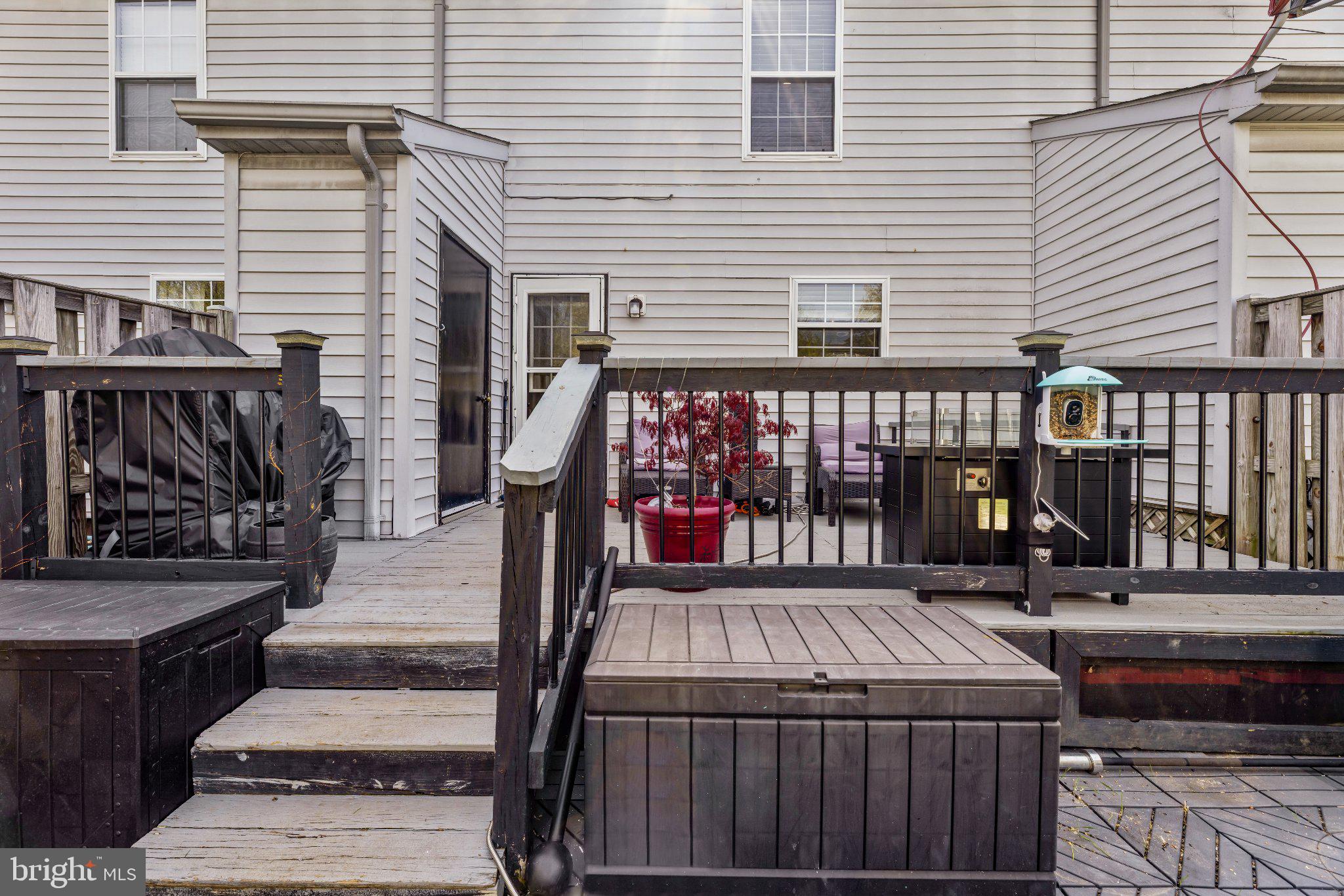 HUNTINGTON MEADOWS - Residential