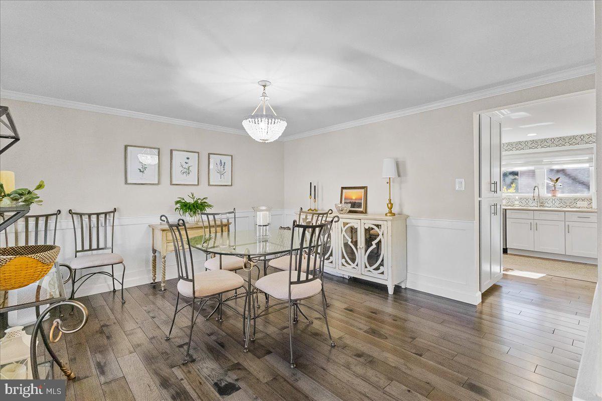 MONTCLAIR - Residential