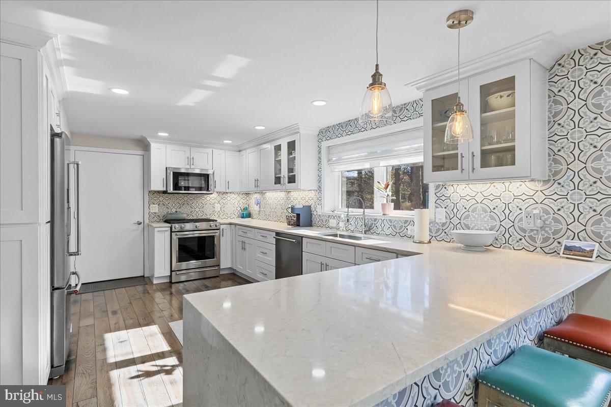 MONTCLAIR - Residential