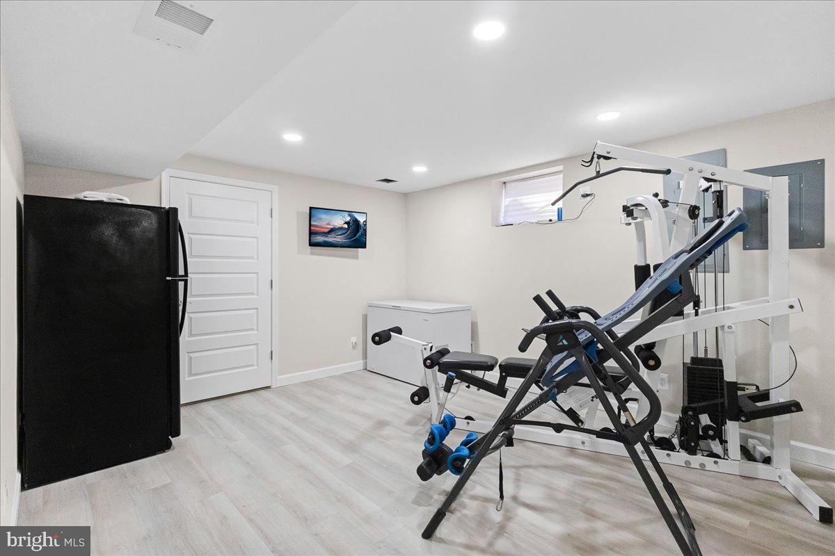 MONTCLAIR - Residential