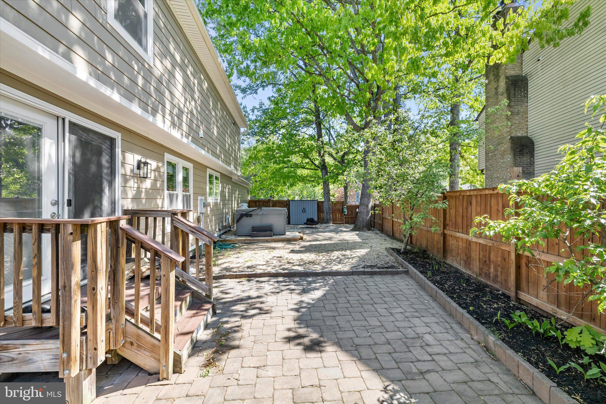 MONTCLAIR - Residential