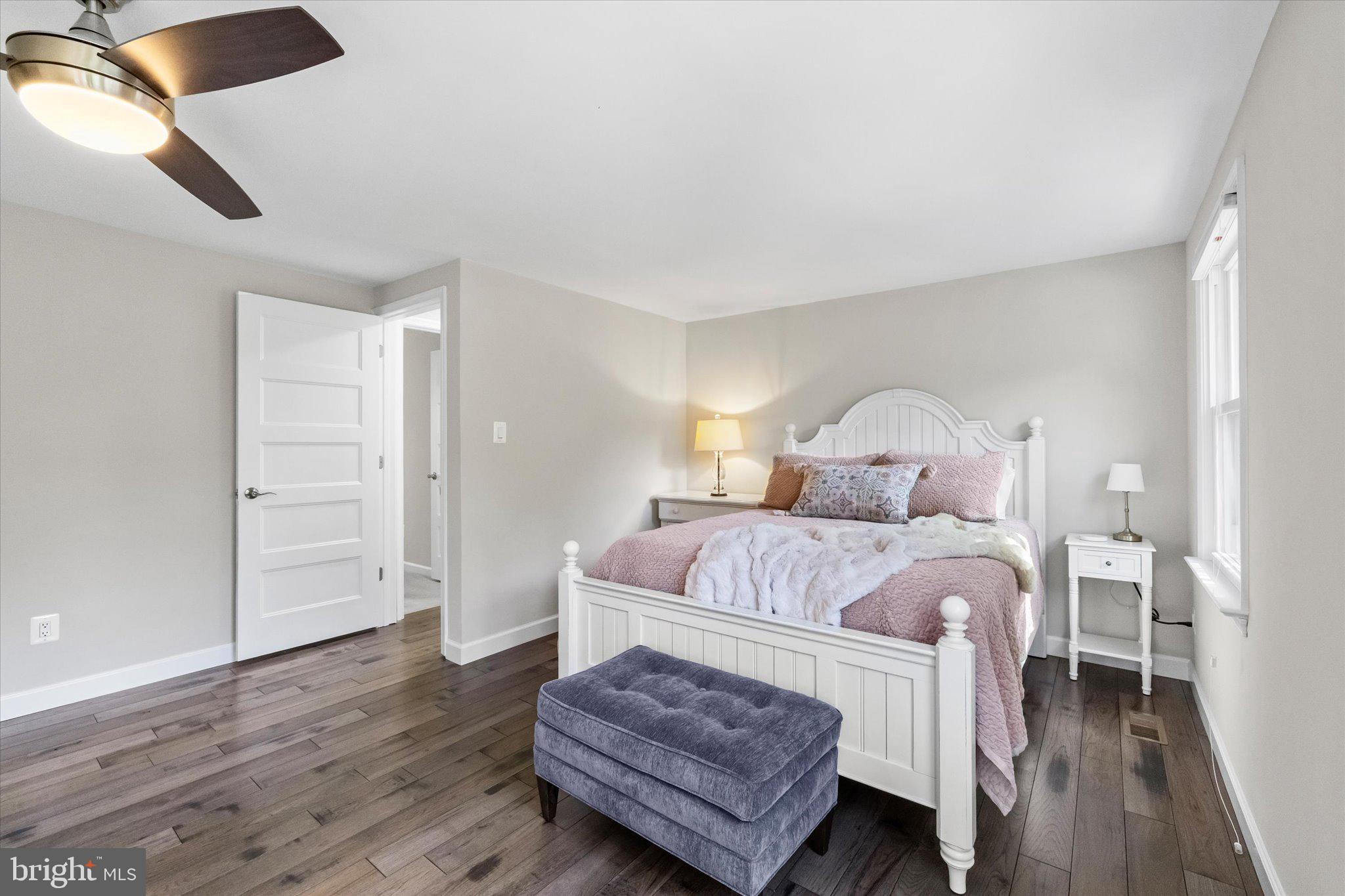 MONTCLAIR - Residential