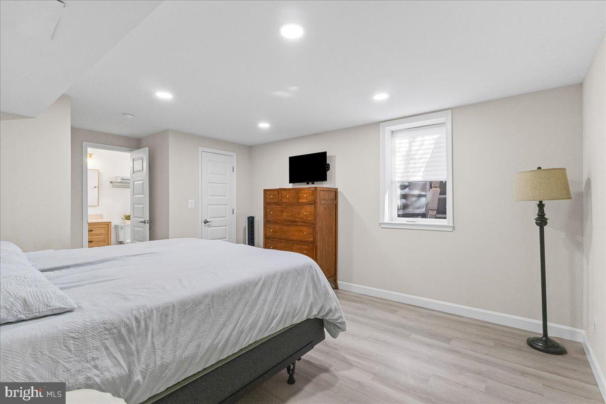 MONTCLAIR - Residential