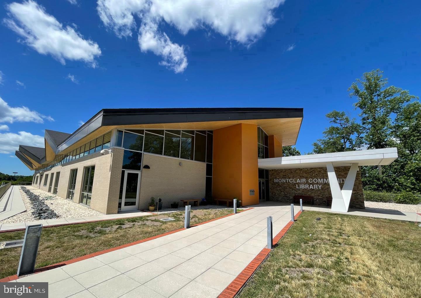 MONTCLAIR - Residential