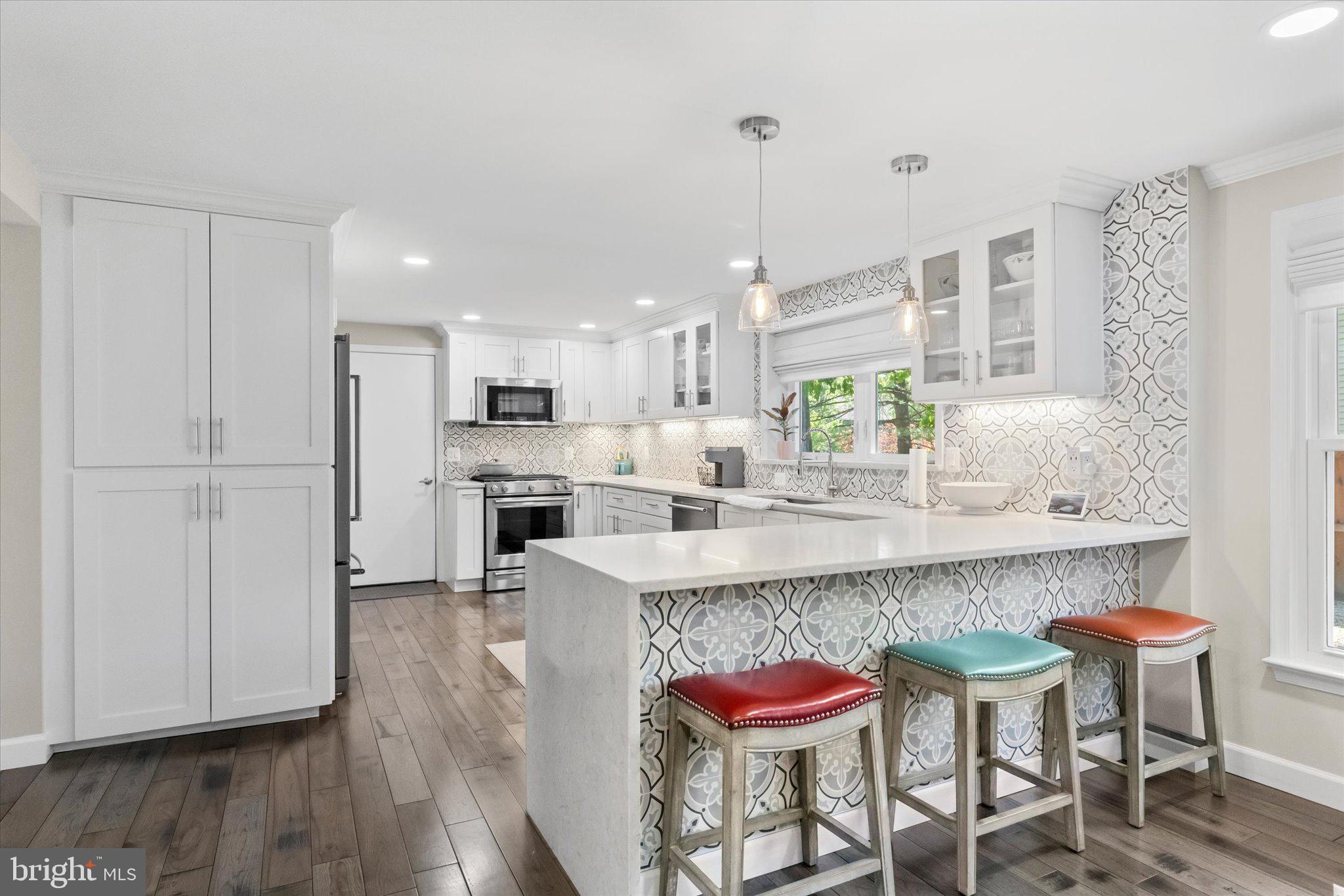 MONTCLAIR - Residential