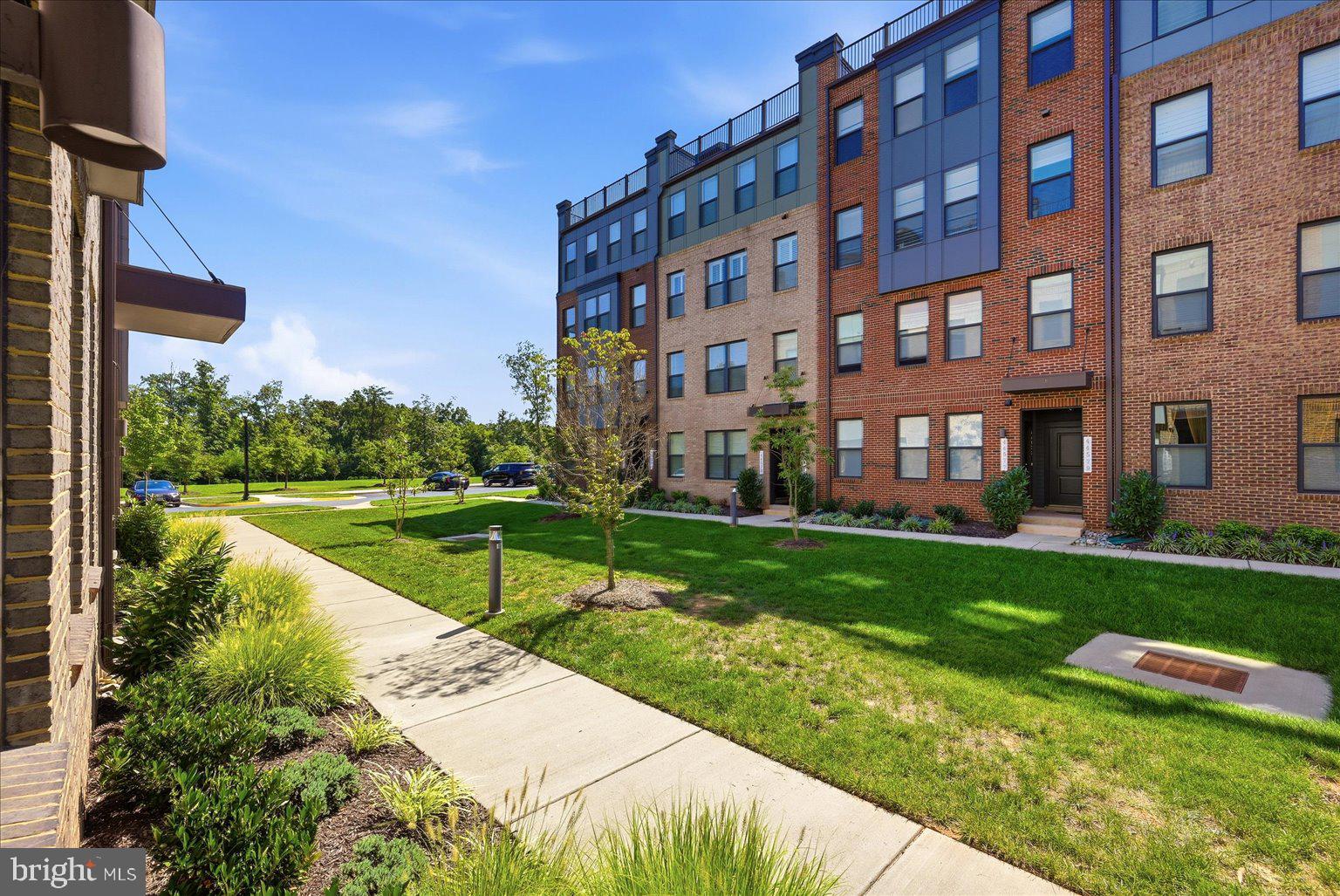 44531 WOLFHOUND SQUARE