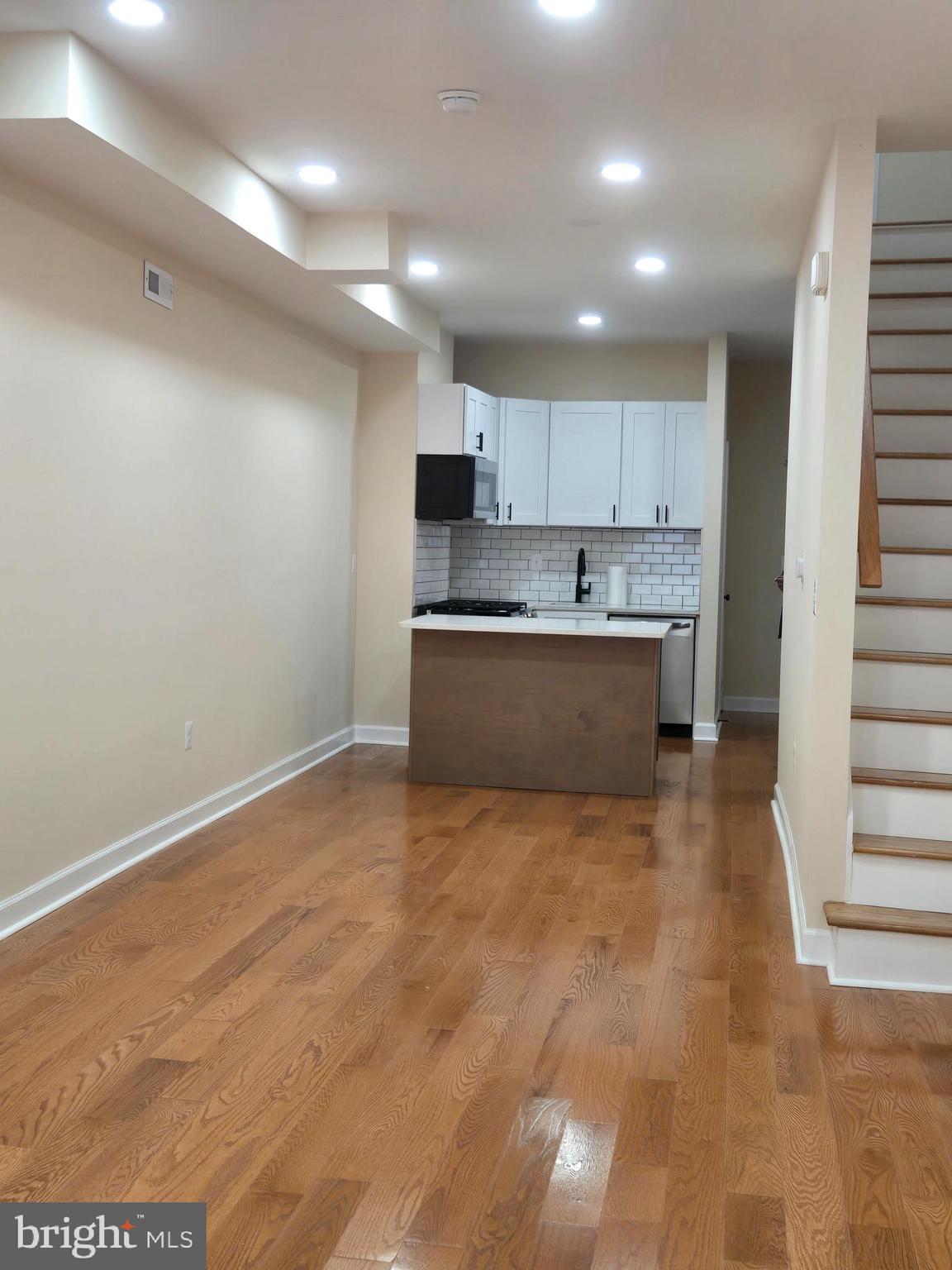 JOHNS HOPKINS - Residential