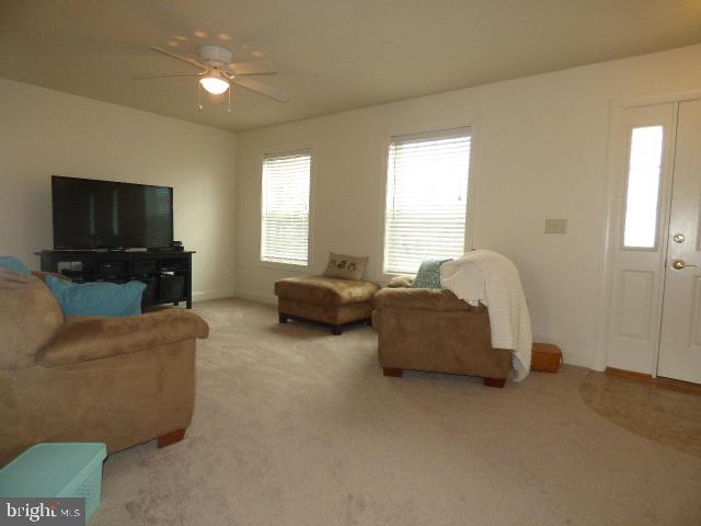 STONEGATE COMMONS - Residential