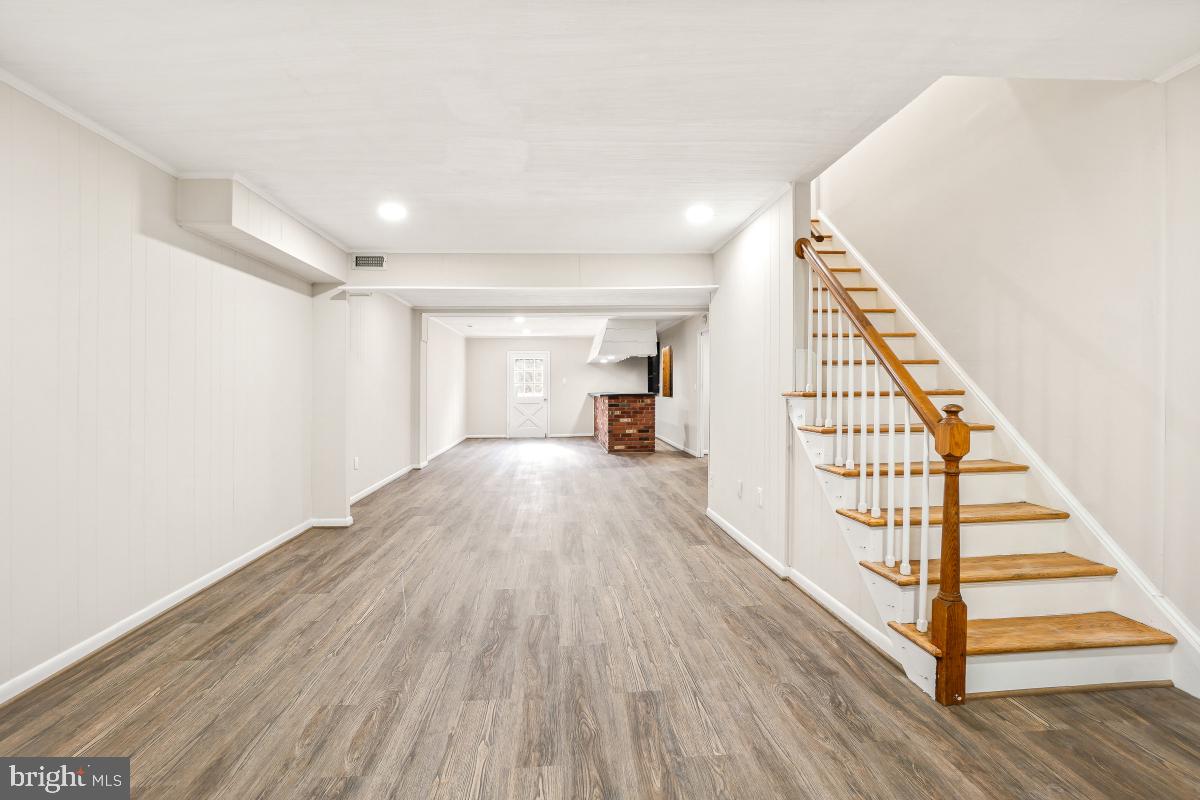 CLARKSBURG OUTSIDE - Residential