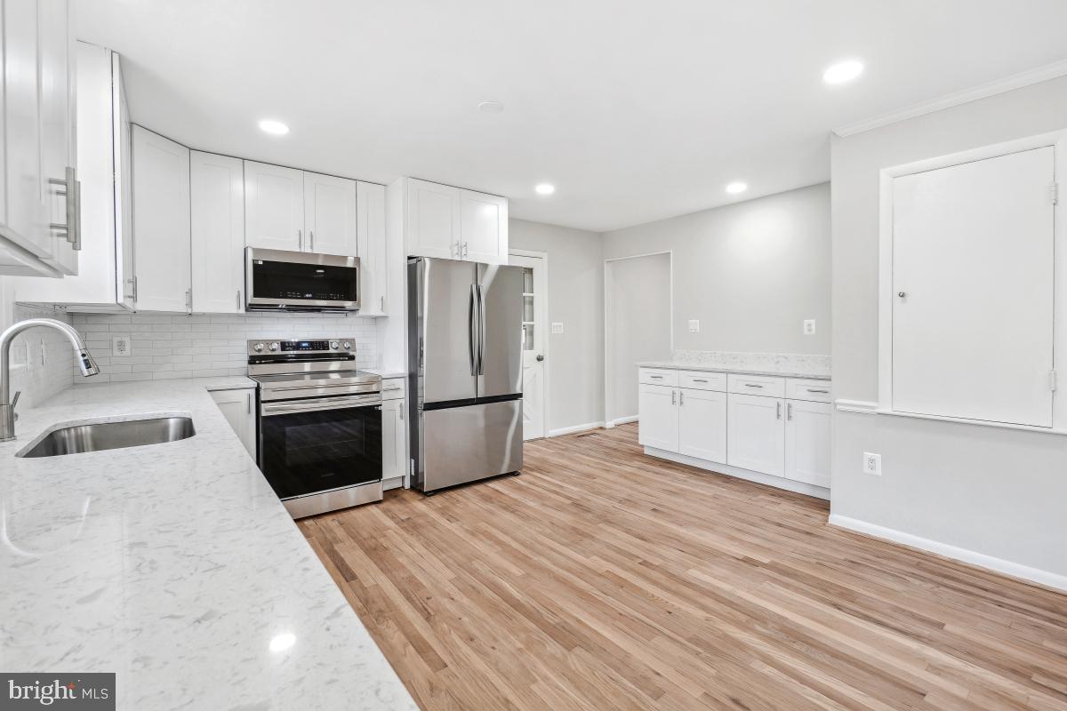 CLARKSBURG OUTSIDE - Residential