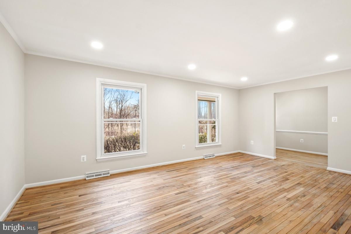 CLARKSBURG OUTSIDE - Residential