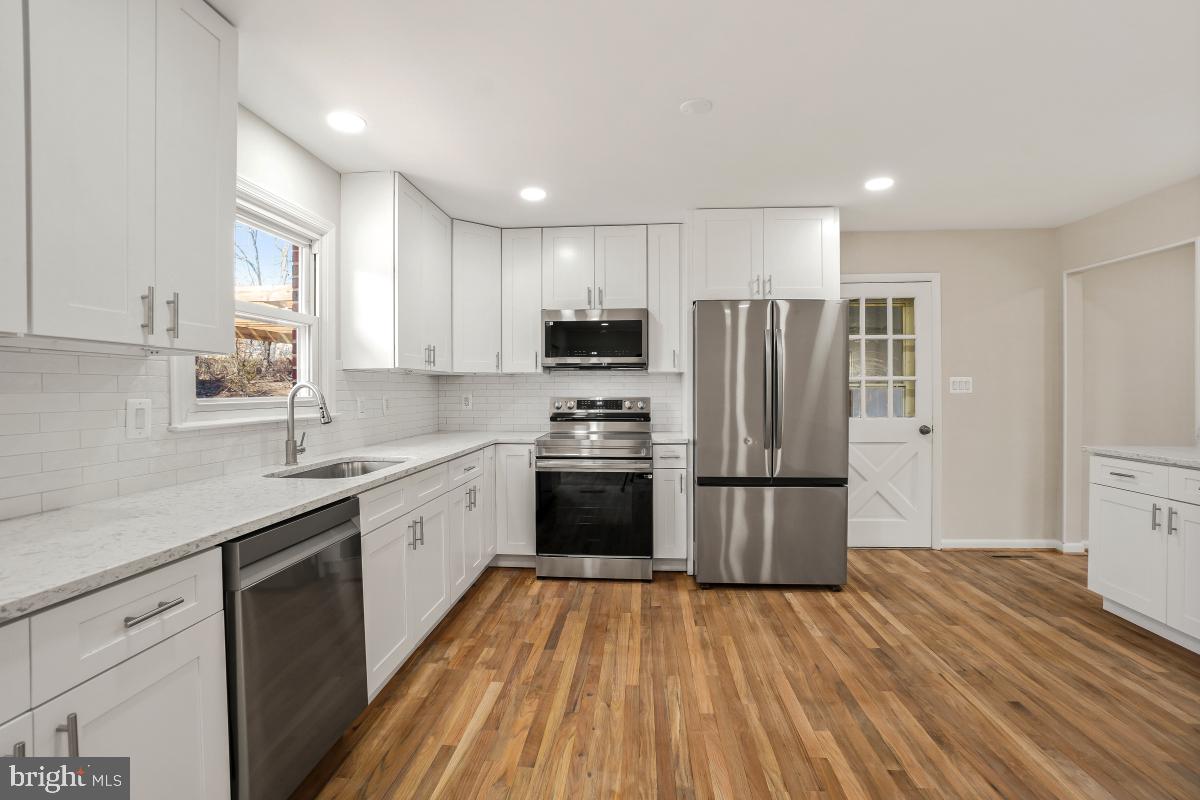 CLARKSBURG OUTSIDE - Residential