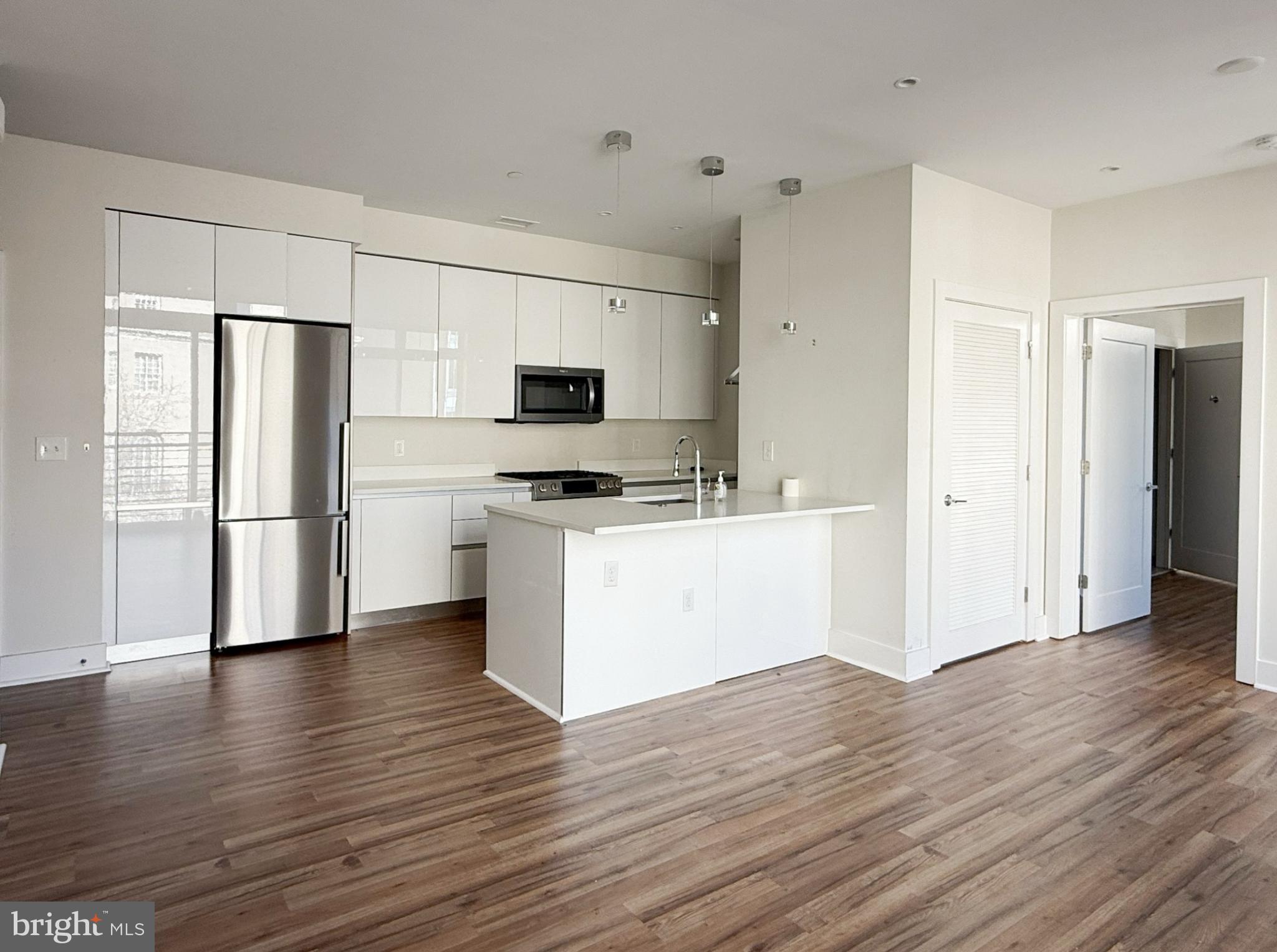 1745 N STREET NW 401