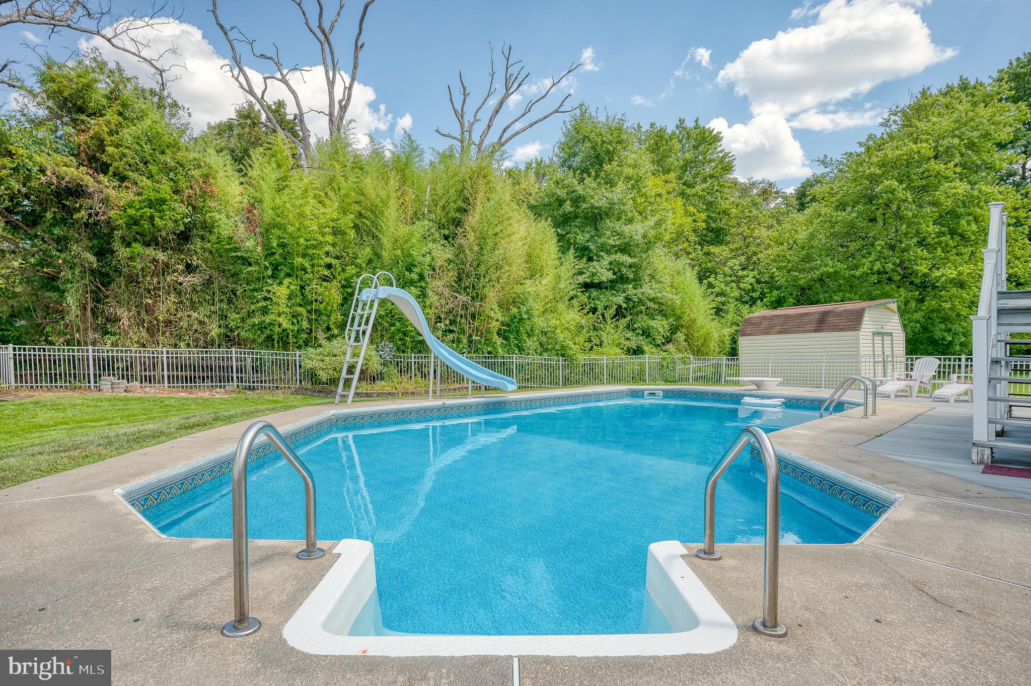 RUSTIC RIDGE - Residential