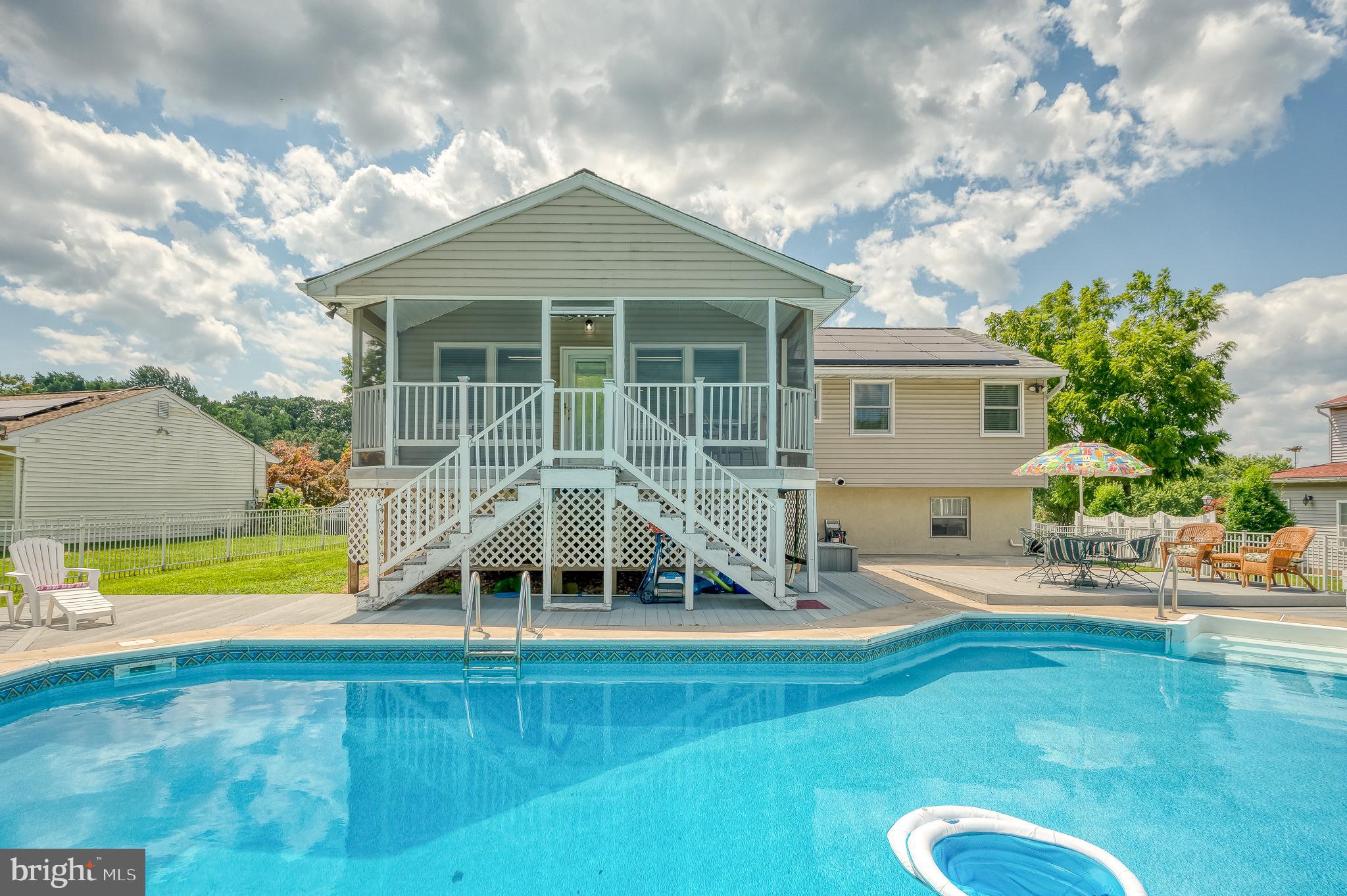 RUSTIC RIDGE - Residential