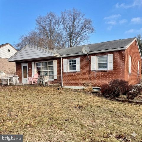 Homes For Sale - 206 Park Street<br/> HARRISBURG, PA 17109