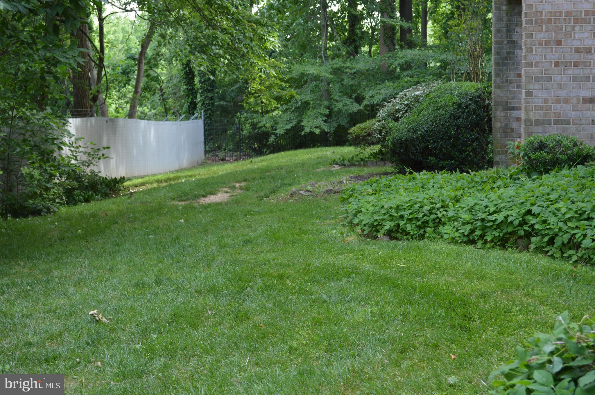 FAIRWAYS - Residential