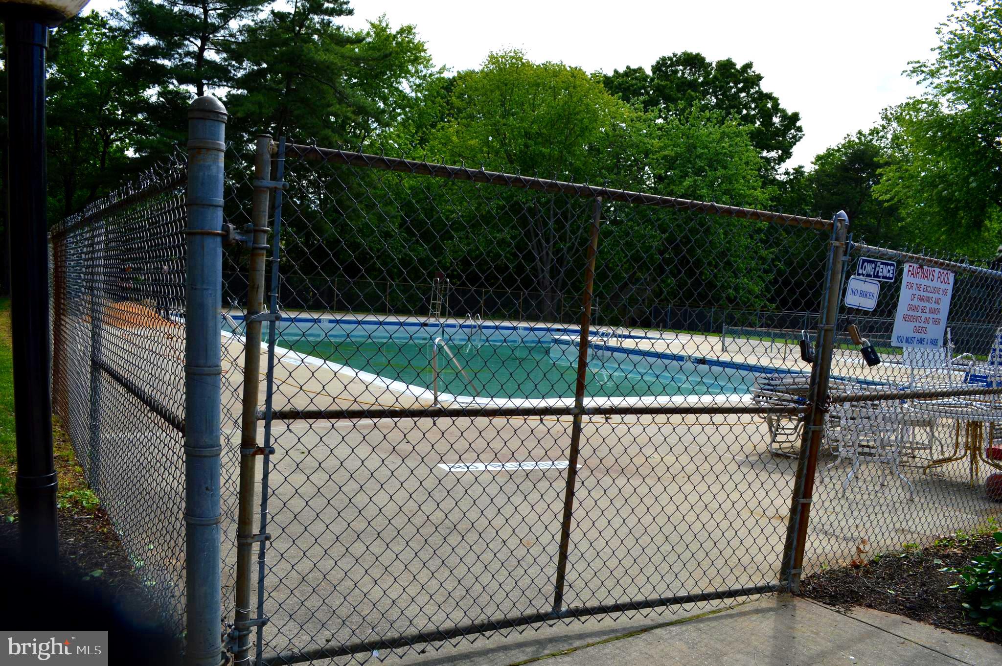 FAIRWAYS - Residential