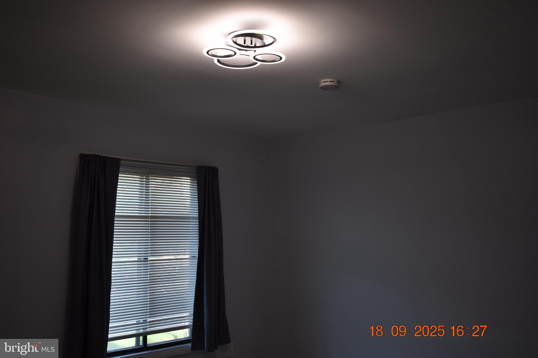 HUNTING RIDGE CONDOMINIUM - Residential