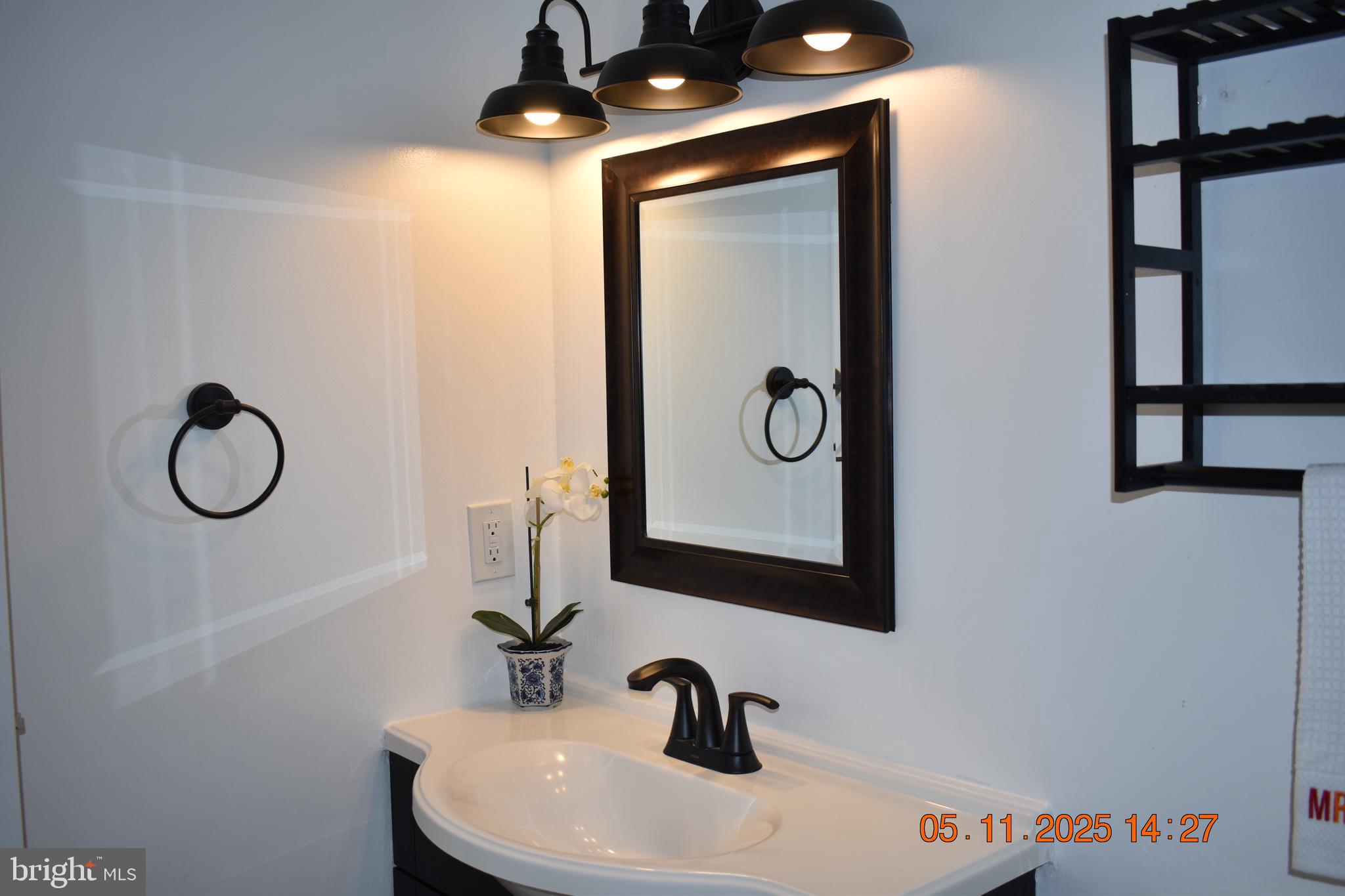 HUNTING RIDGE CONDOMINIUM - Residential