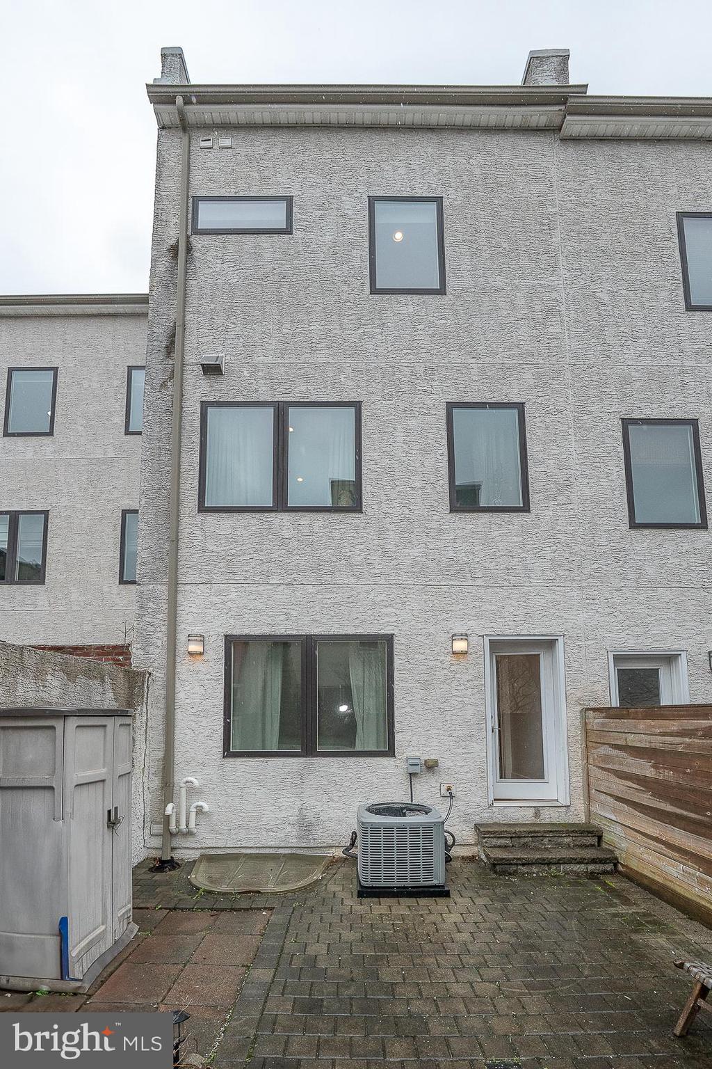 NORTHERN LIBERTIES - Residential Lease