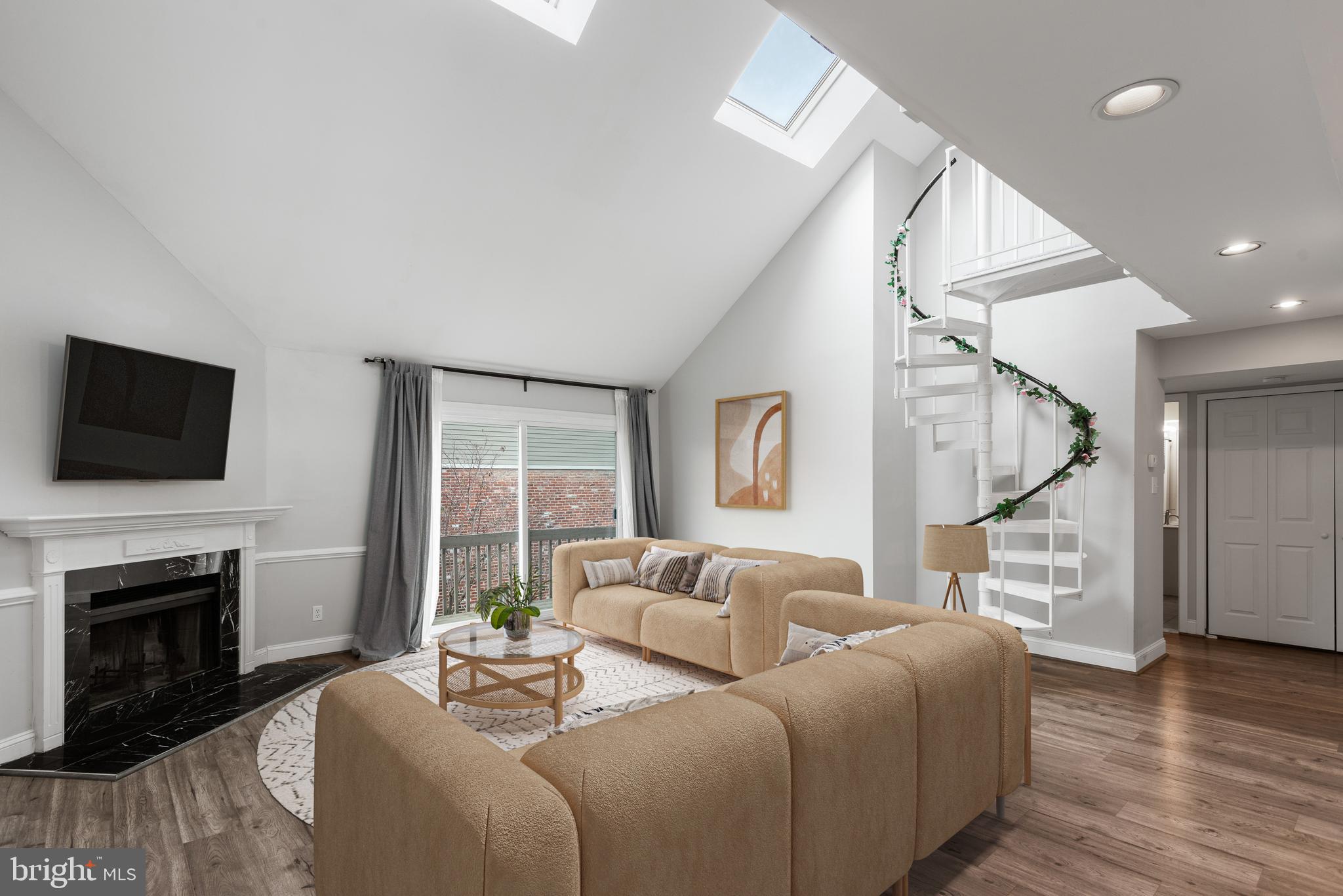 CHESTERBROOK - Residential