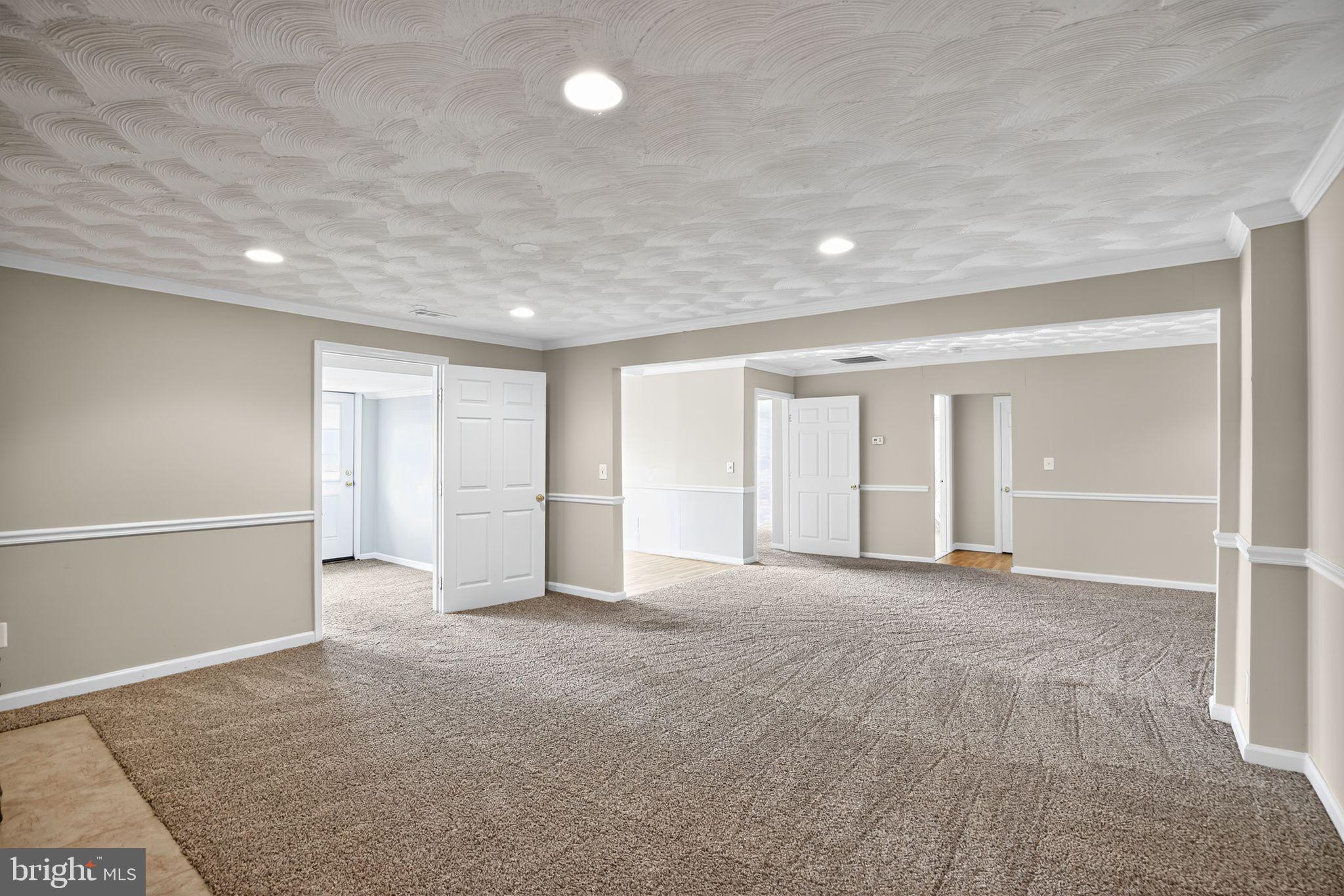 BOWLEYS QUARTERS - Residential