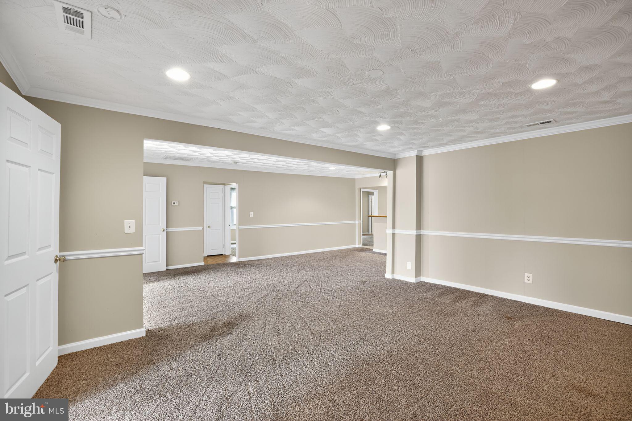 BOWLEYS QUARTERS - Residential