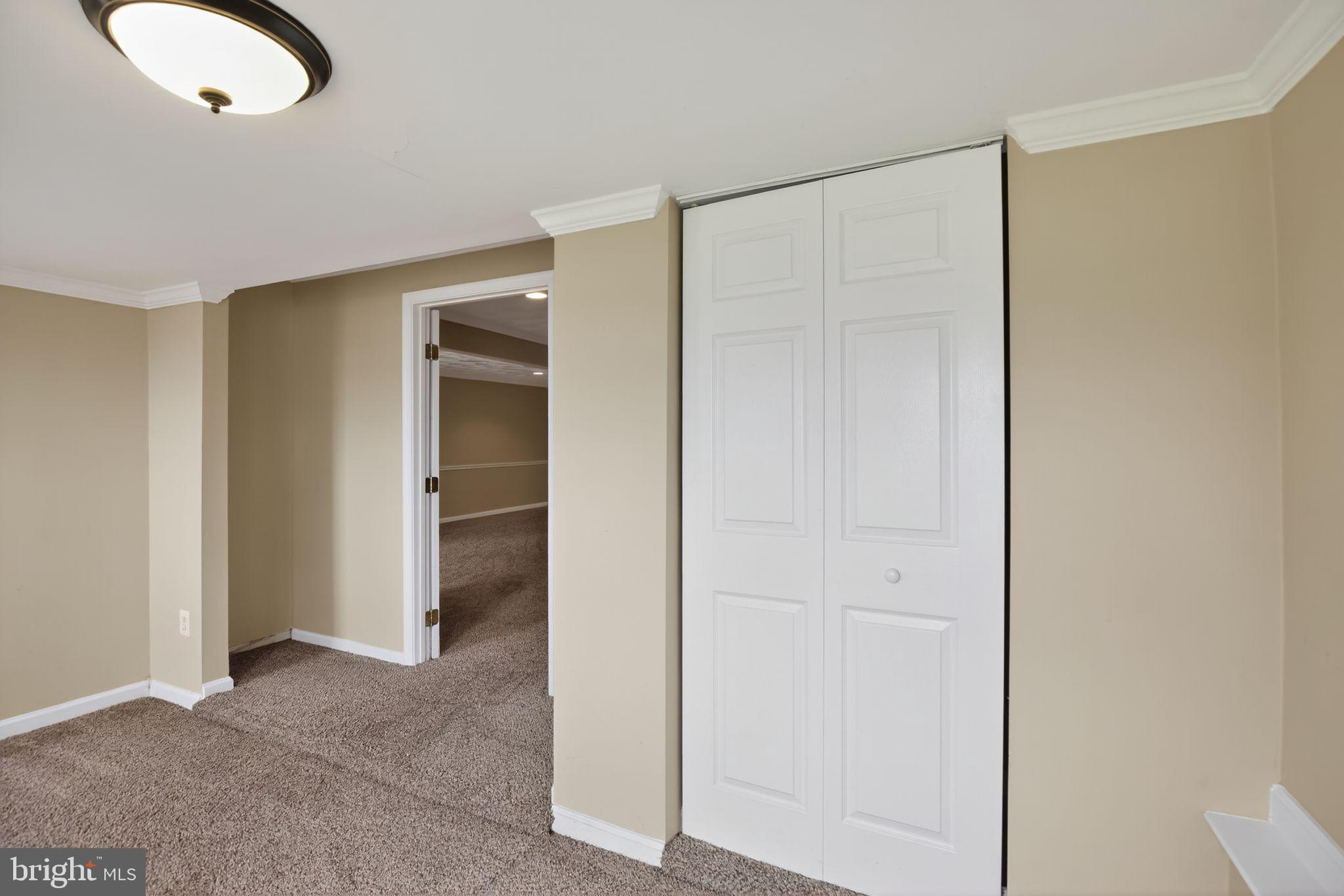 BOWLEYS QUARTERS - Residential