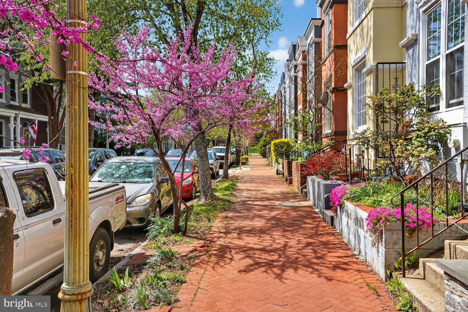 1241 DUNCAN PLACE NE