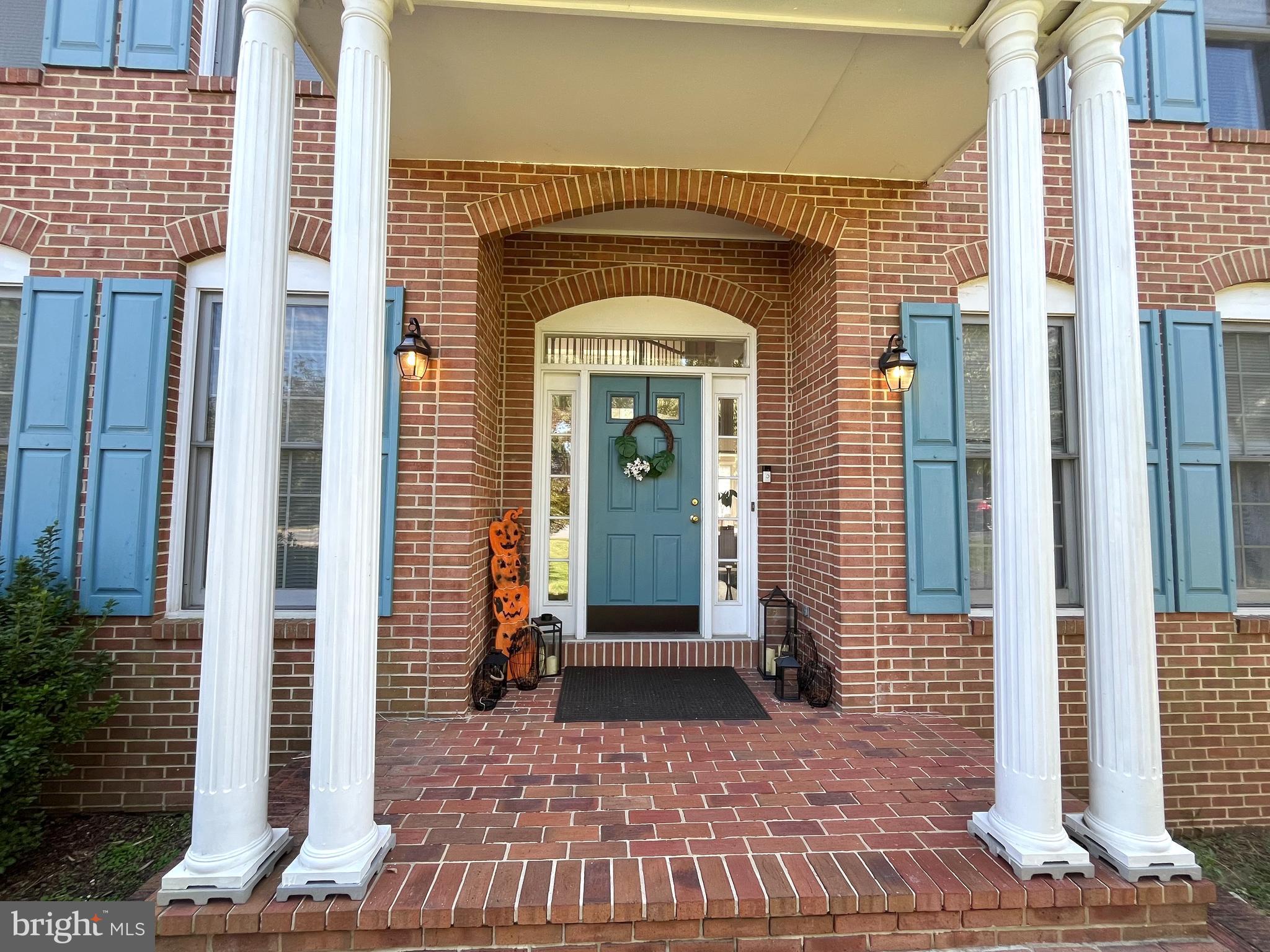 21226 EDGEWOOD COURT