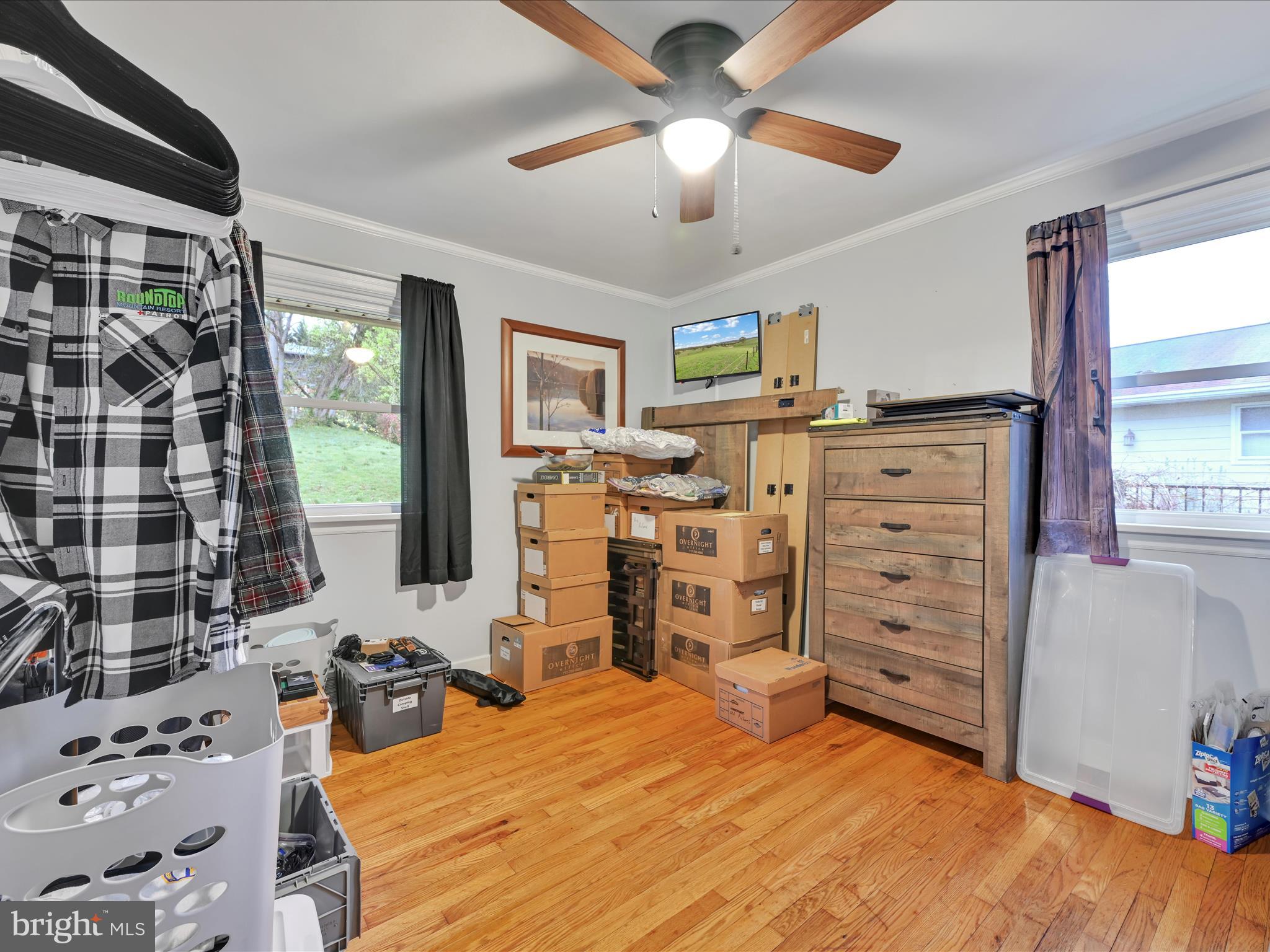 NOB HILL - Residential