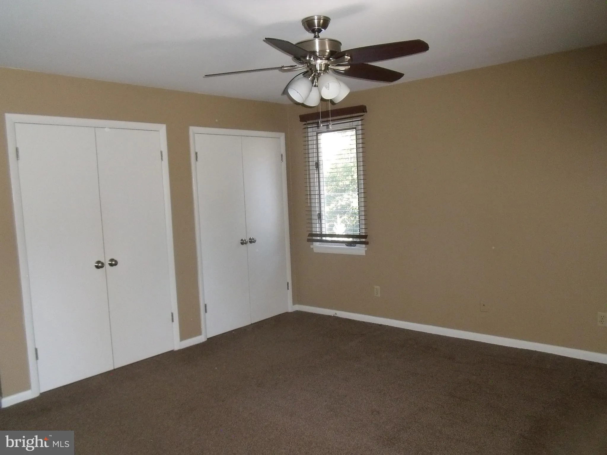 York, Pennsylvania 17402, United States, 4 Bedrooms Bedrooms, ,3 BathroomsBathrooms,Residential,Active,4208