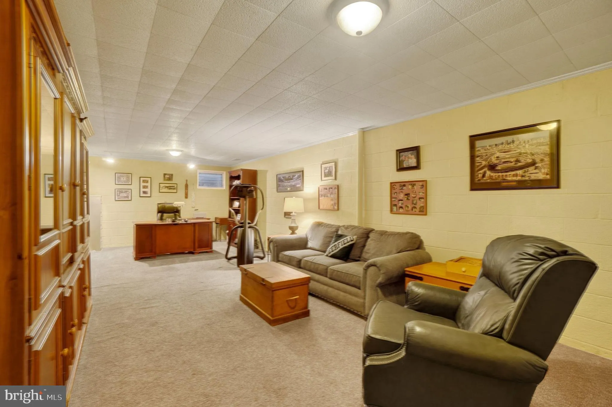 York, Pennsylvania 17402, United States, 4 Bedrooms Bedrooms, ,3 BathroomsBathrooms,Residential,Active,4208