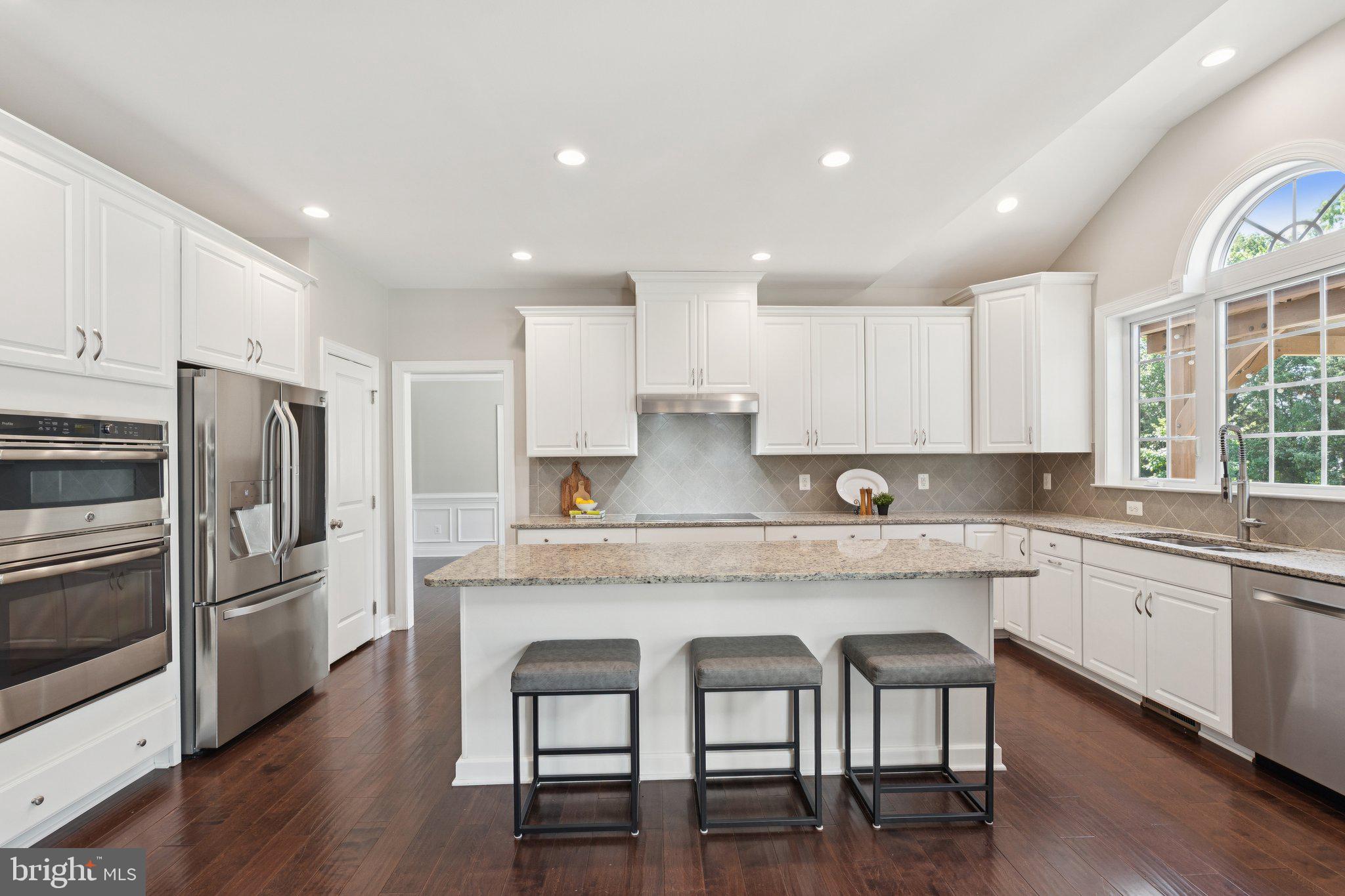 LENAH MILL - Residential