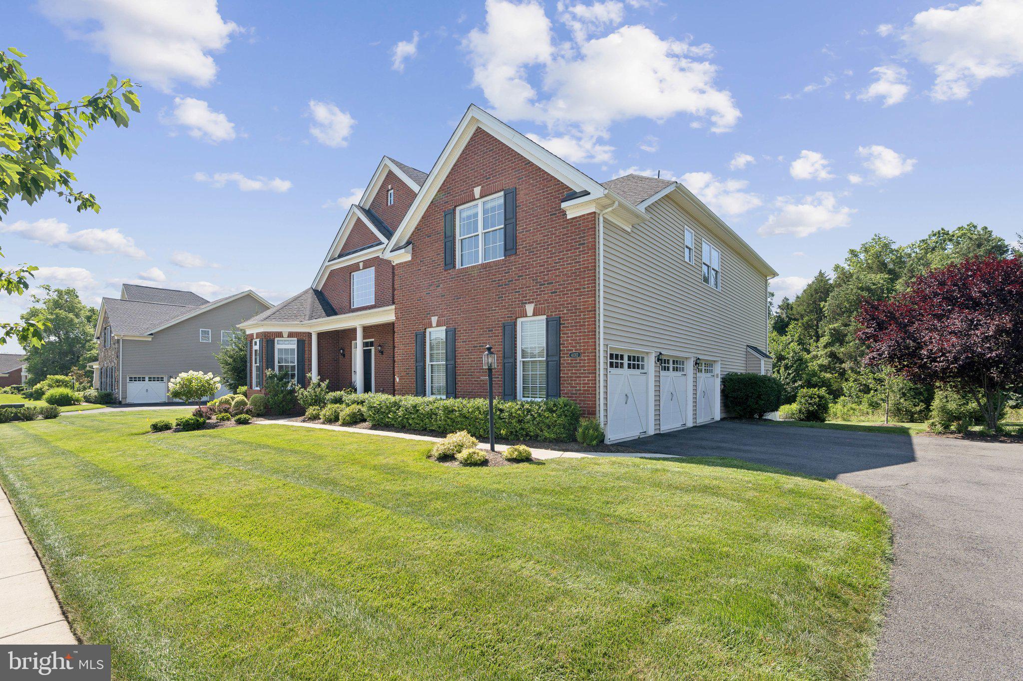 41312 LAVENDER BREEZE CIRCLE